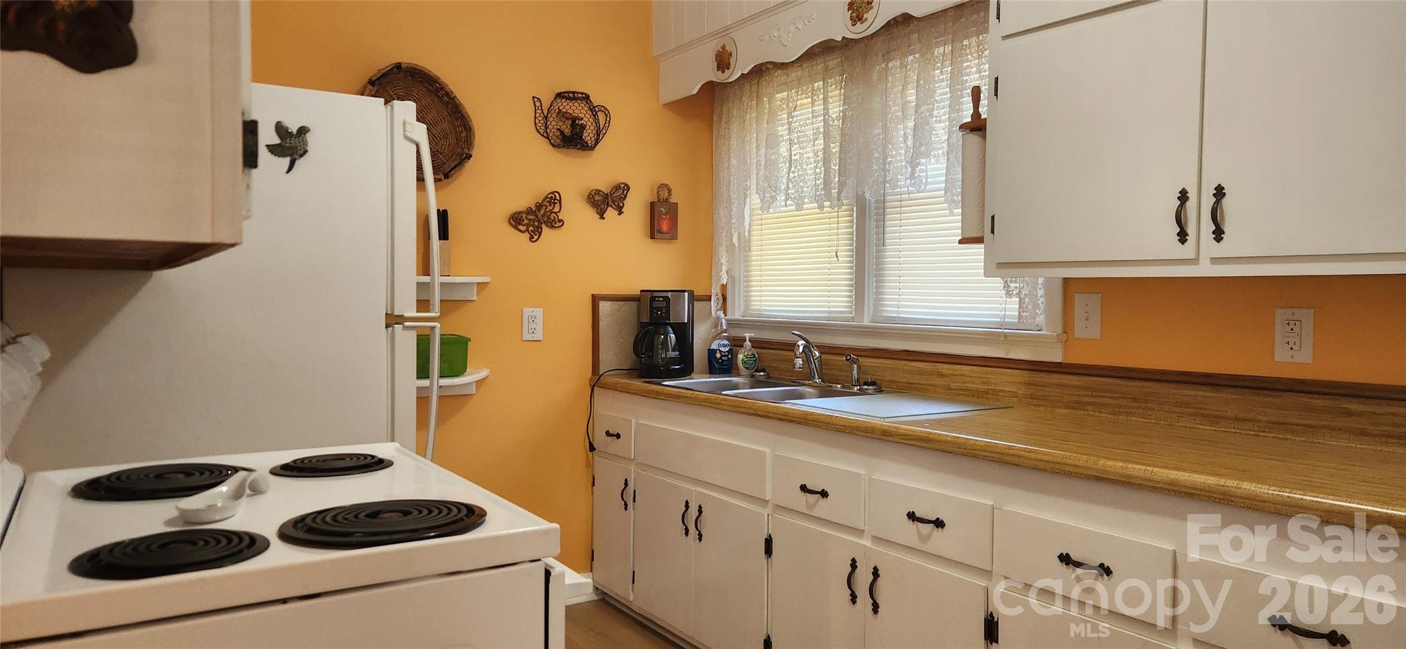 214 Governors View Road Property Photo 5