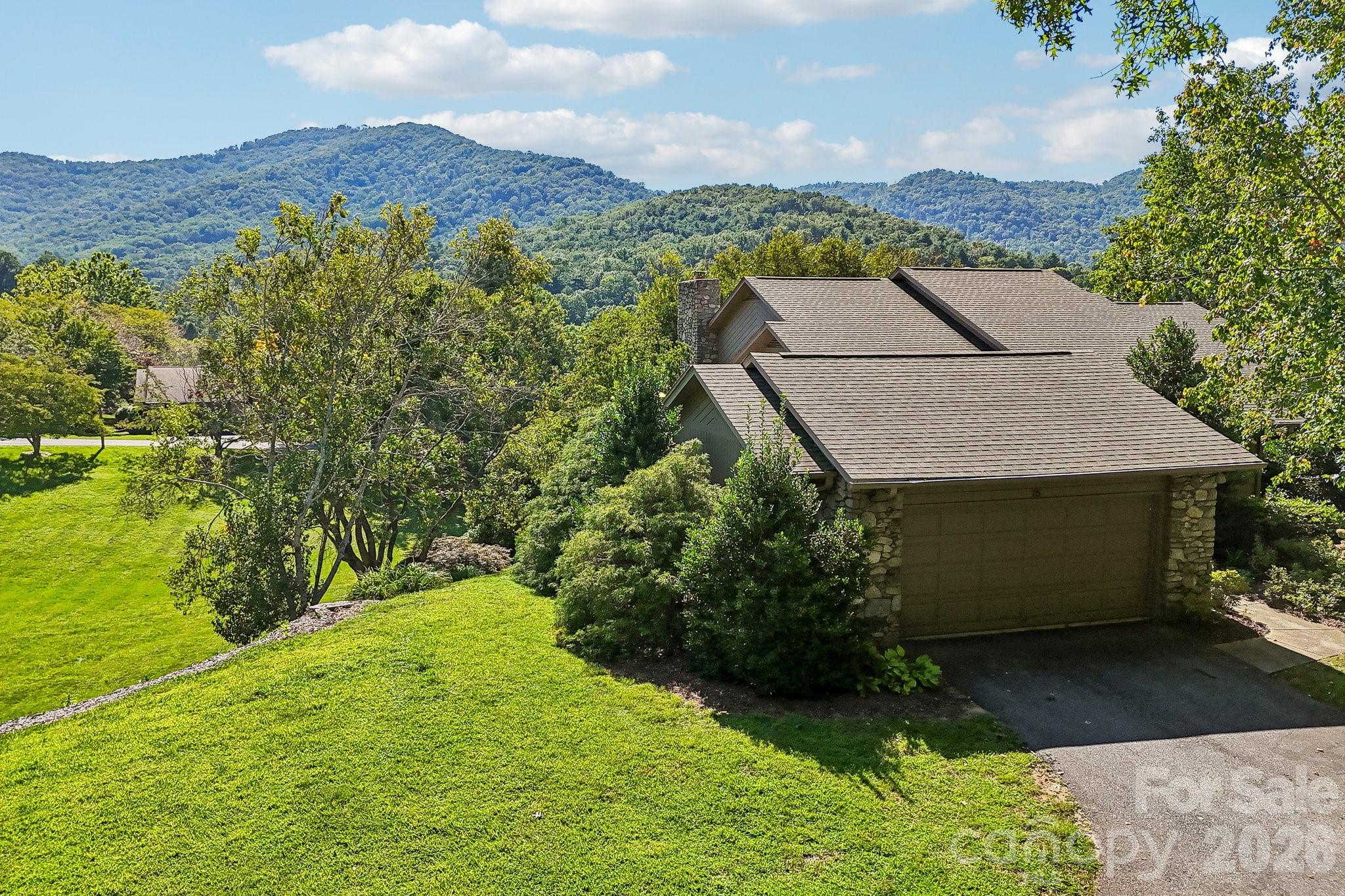 15 Stony Ridge Property Photo 1