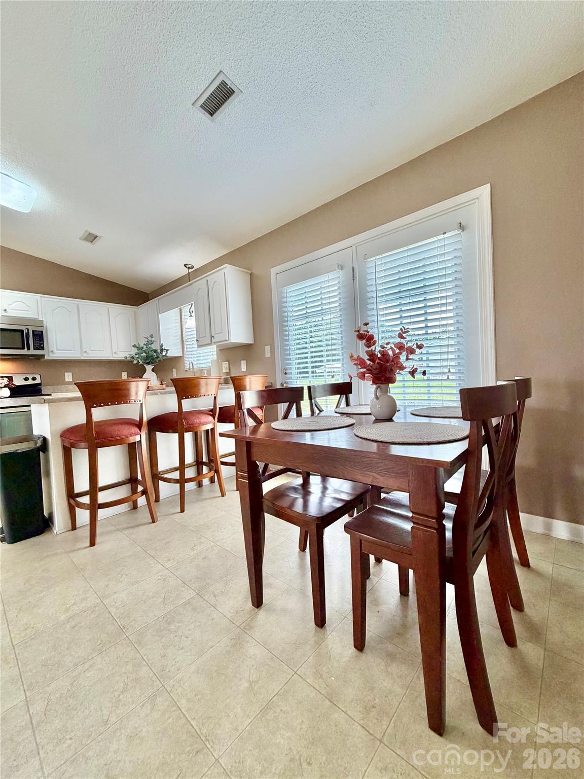 134 Brentwood Drive Property Photo 8
