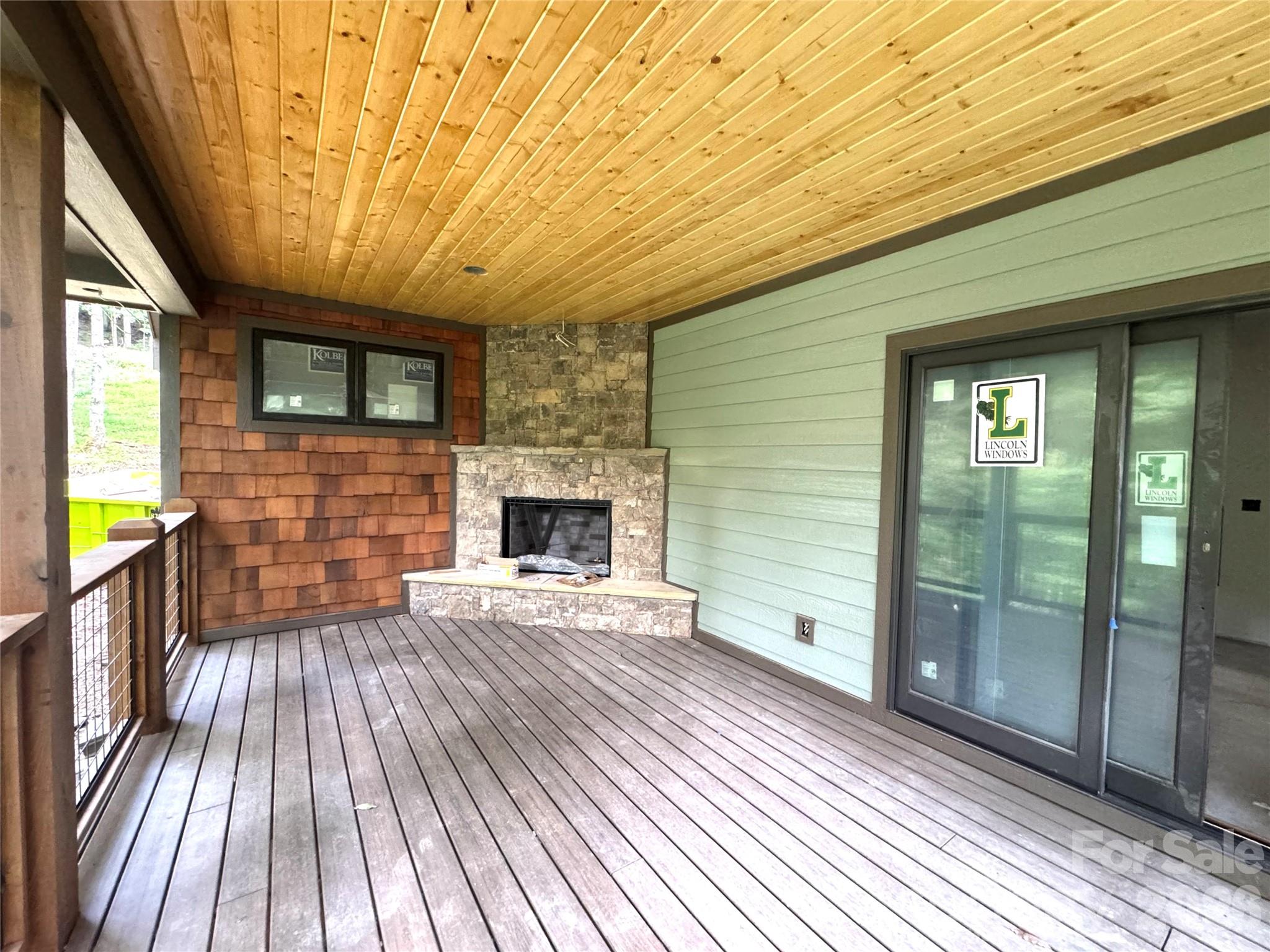 54 Hamlin Lane Property Photo 11
