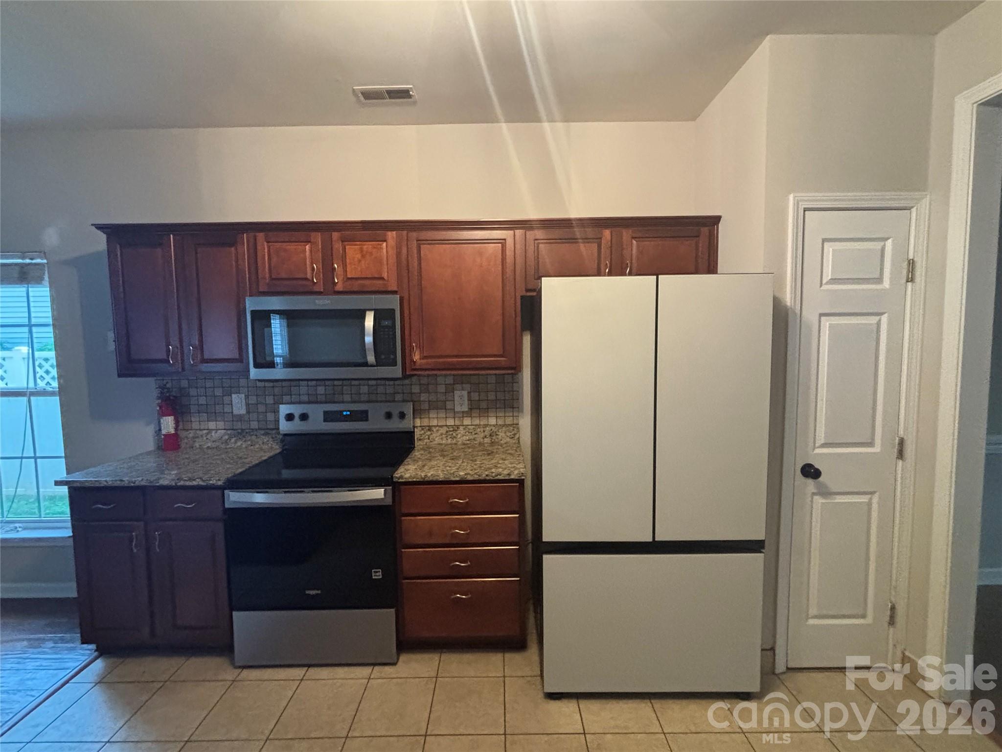16020 Sunninghill Park Road 94 Property Photo 3