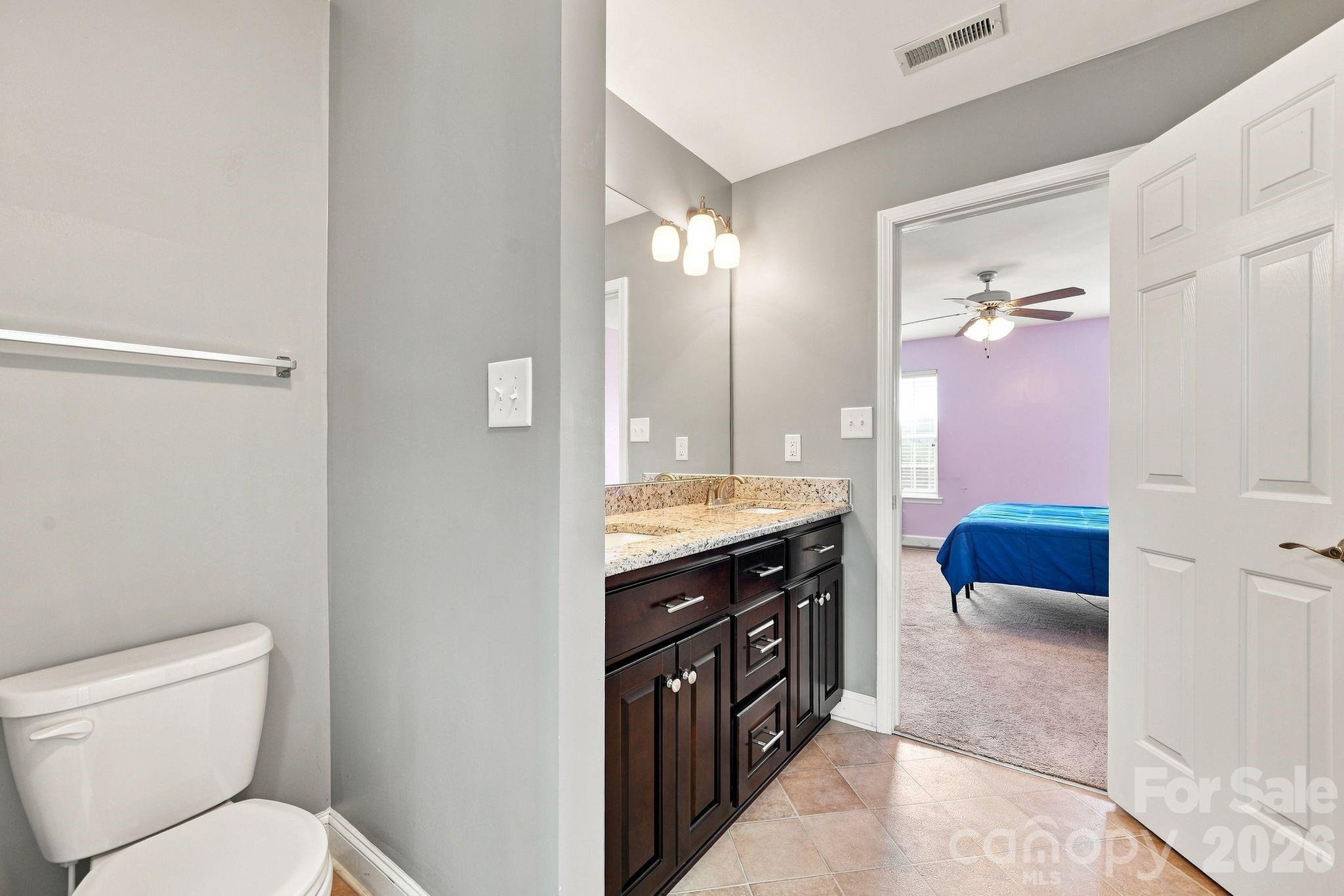 1215 Autumn Cove Property Photo 29