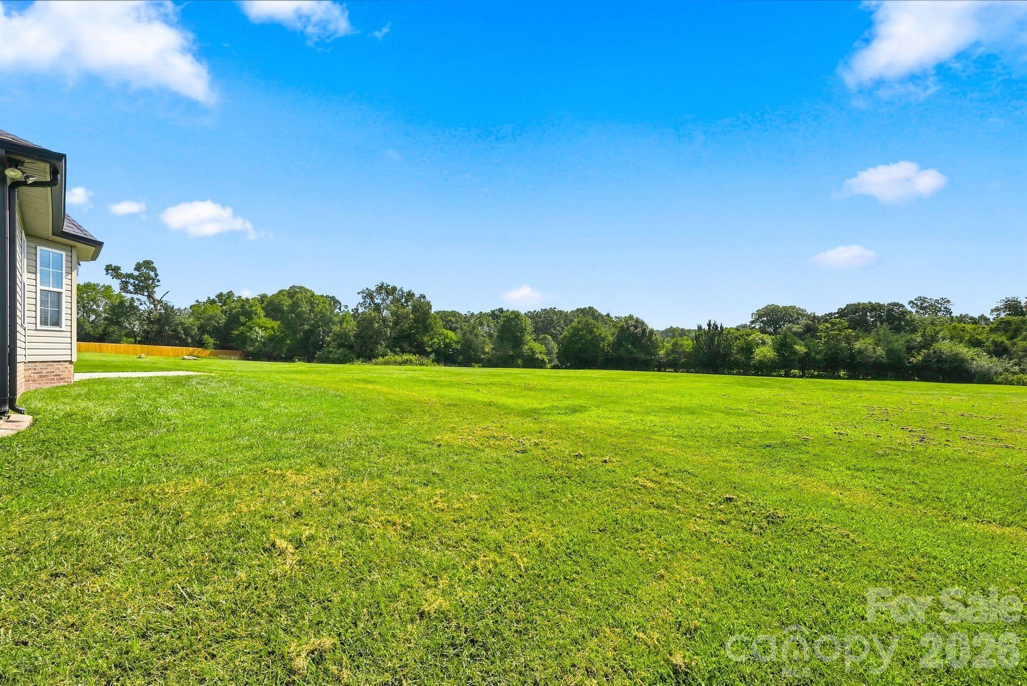 1215 Autumn Cove Property Photo 34