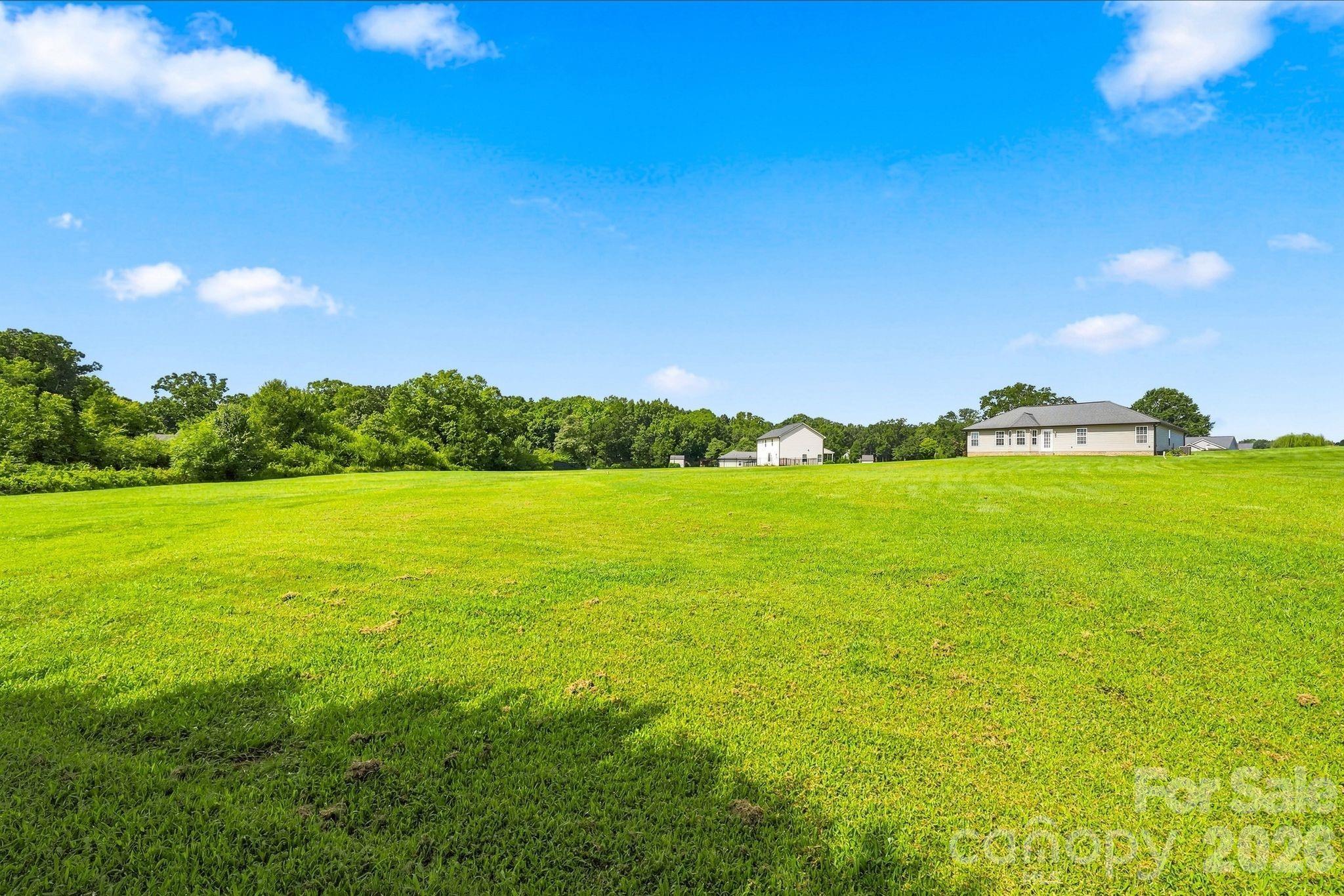 1215 Autumn Cove Property Photo 36
