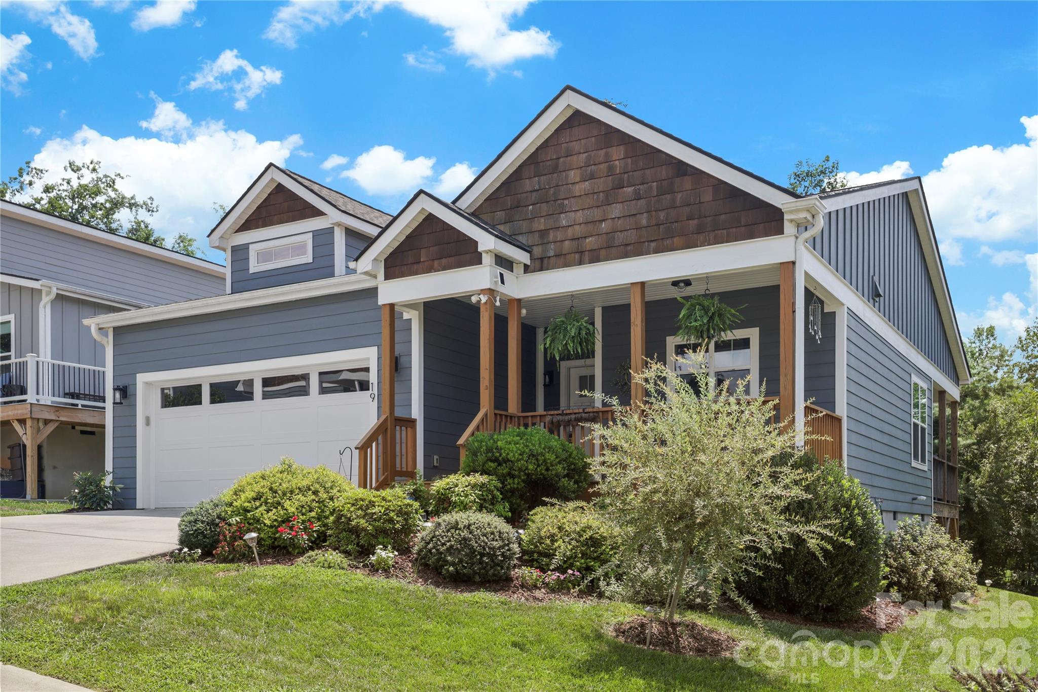 19 Woodbridge Park Drive Property Photo 2