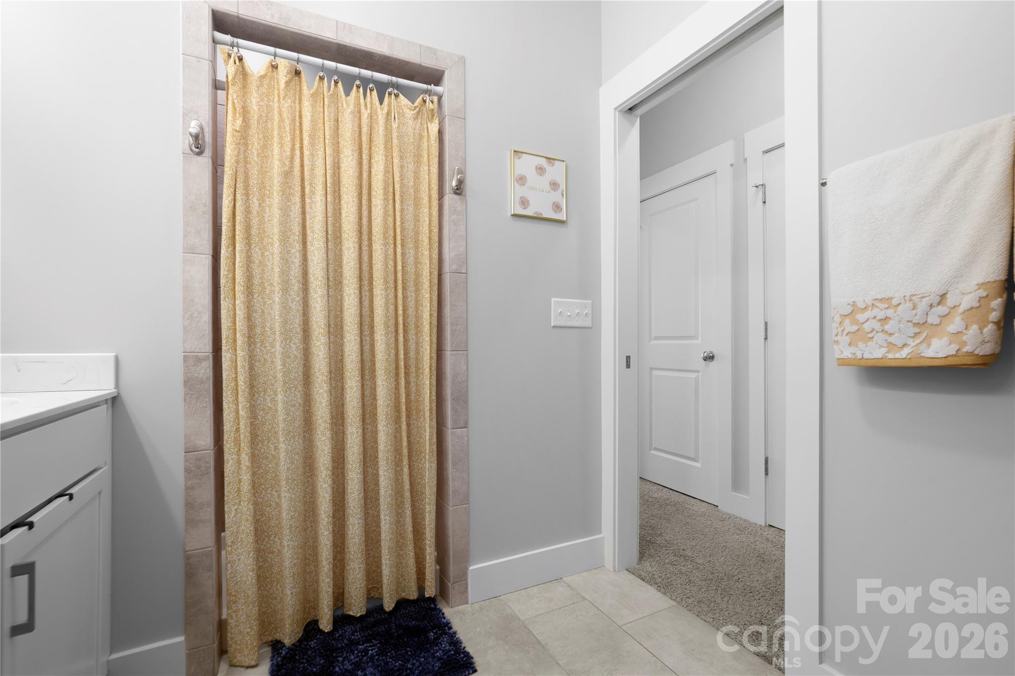 19 Woodbridge Park Drive Property Photo 15