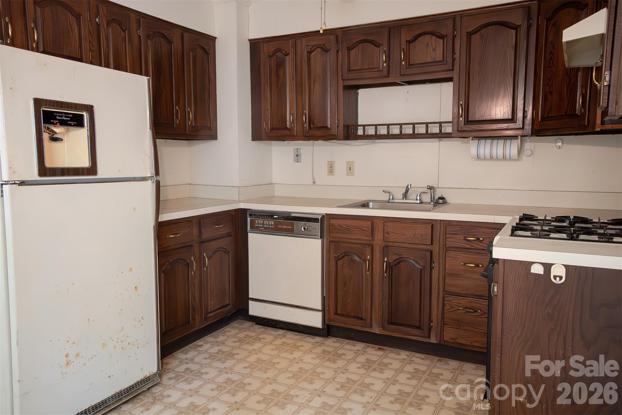 1006 3rd Avenue Property Photo 4