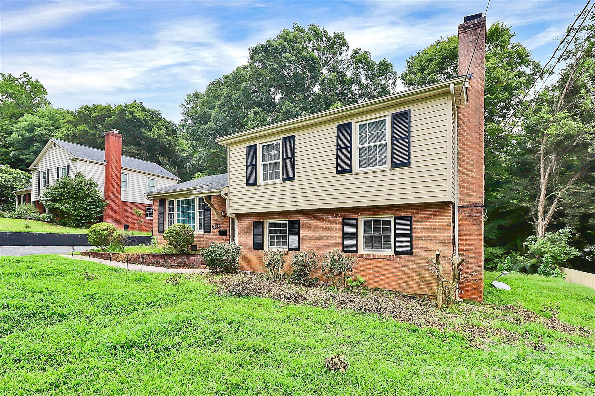 6133 Colchester Place Property Photo 2
