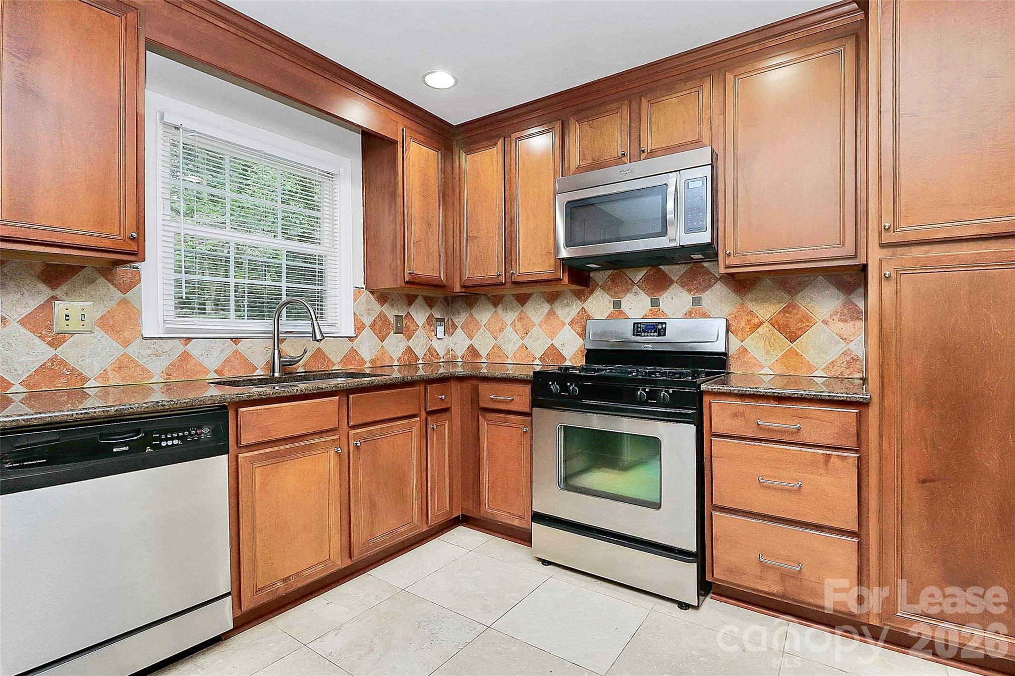 6133 Colchester Place Property Photo 4