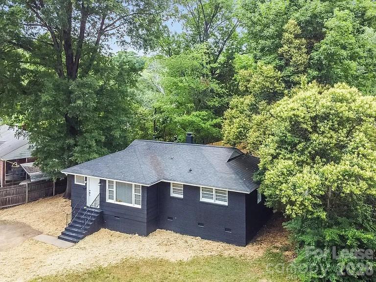 1719 Academy Street Property Photo 1