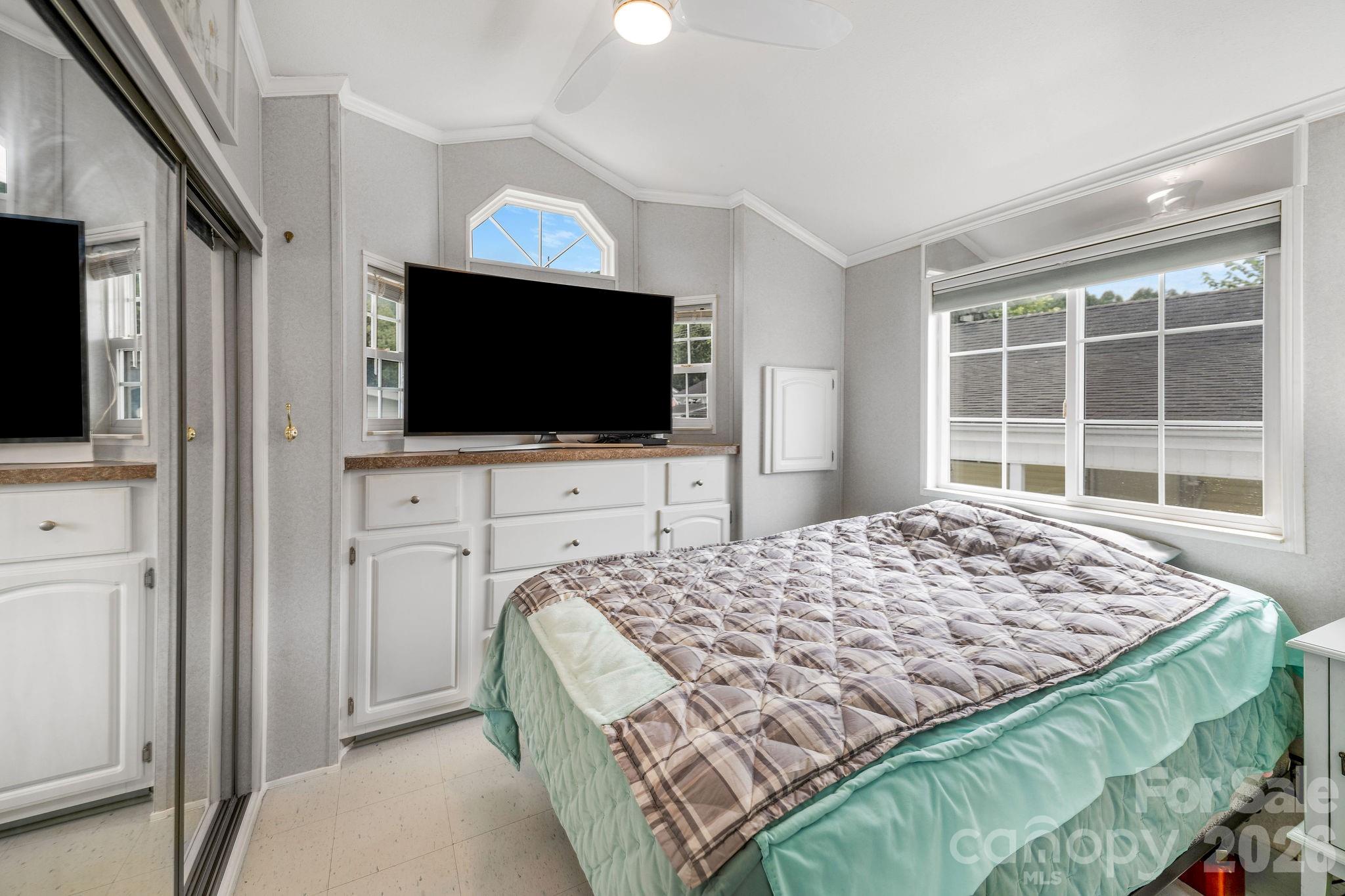 53 Strollers Lane Property Photo 22