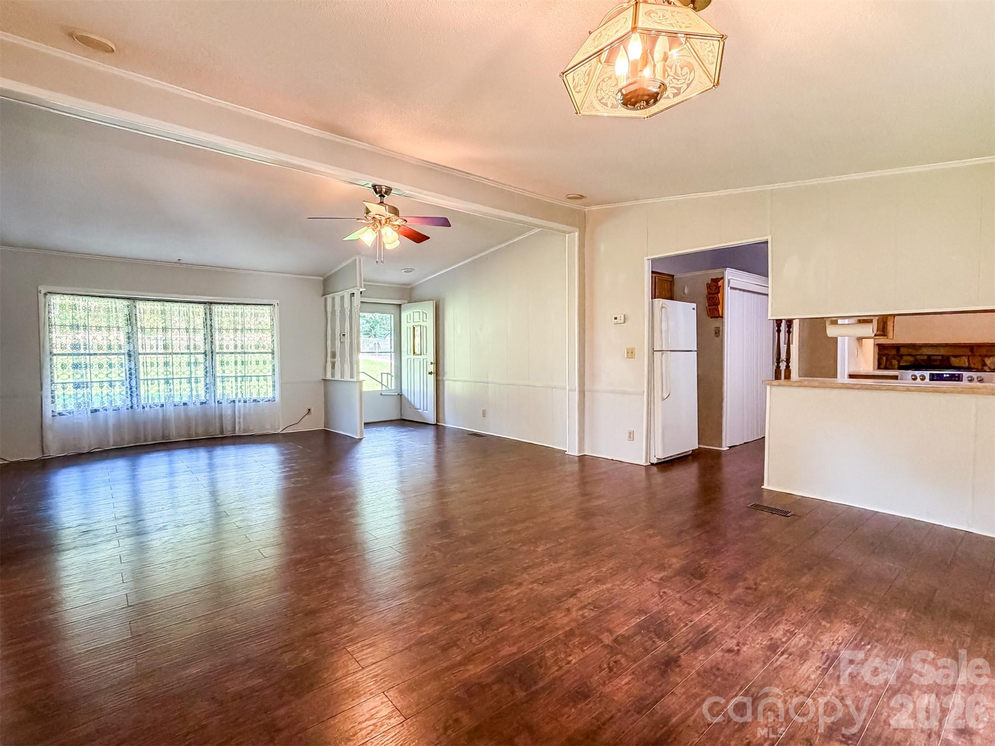 1898 Henry Smith Street Property Photo 11