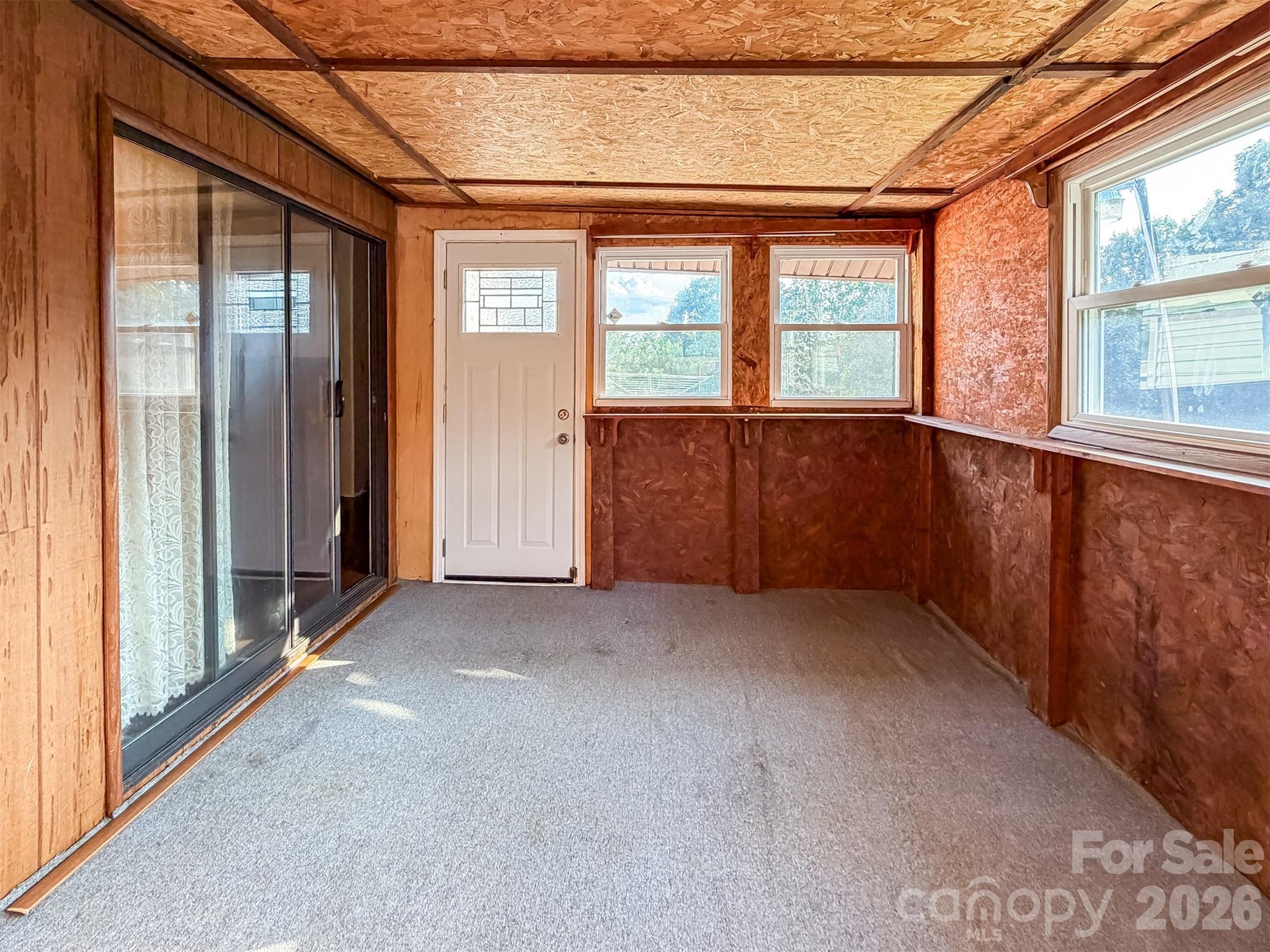 1898 Henry Smith Street Property Photo 25