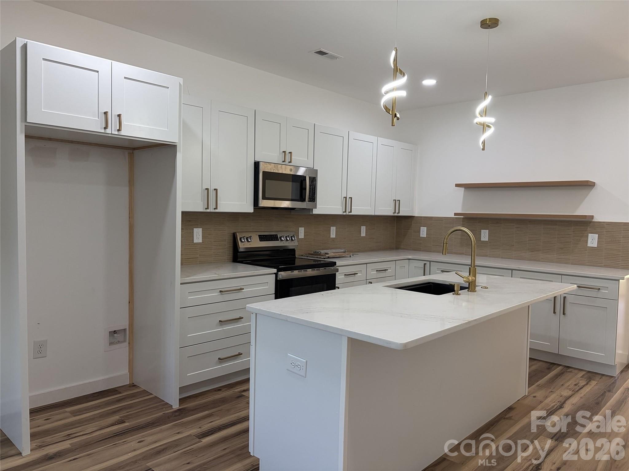 106 Blakemore Drive Property Photo 14