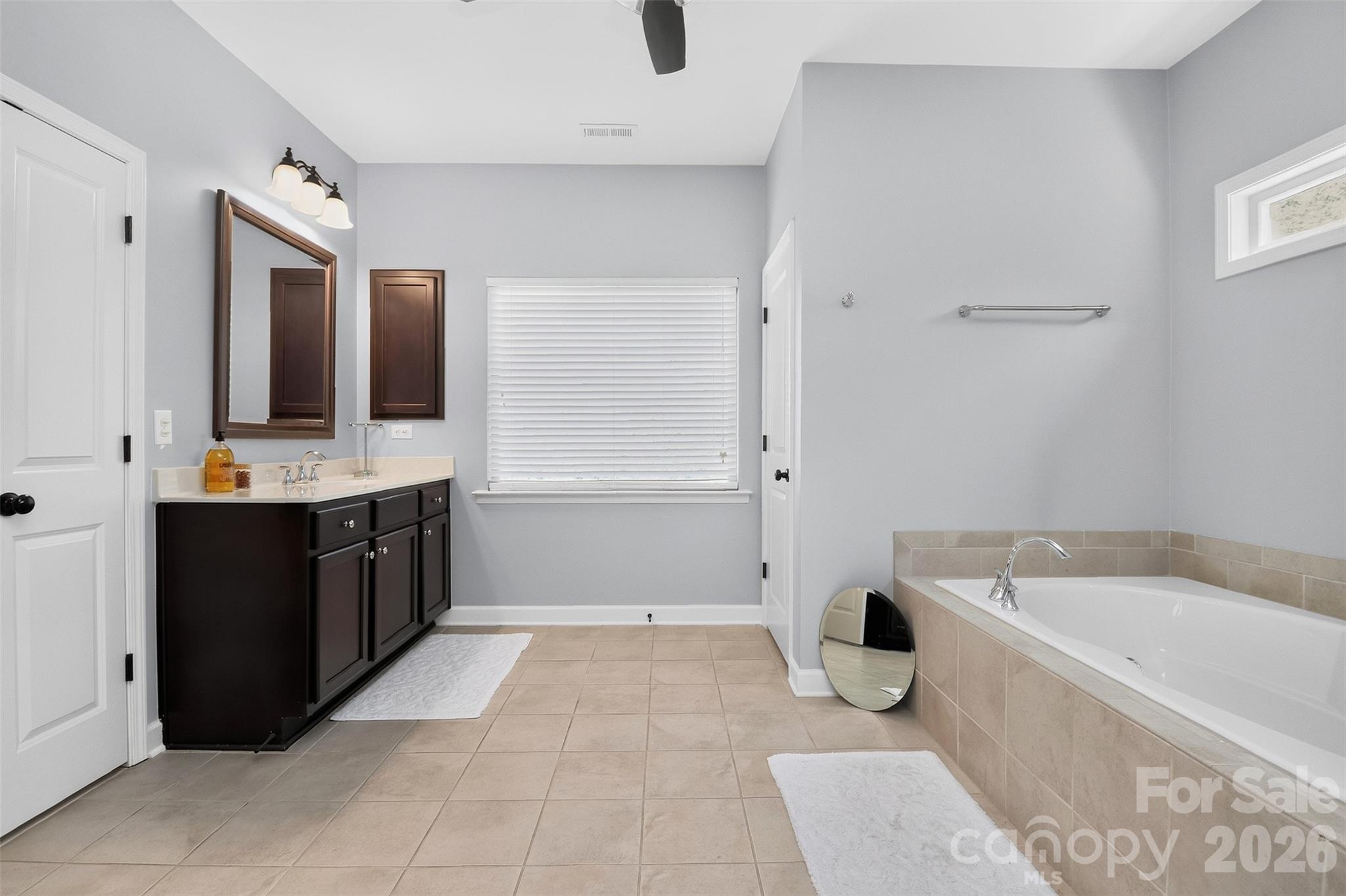 3125 Kennys Street Property Photo 28