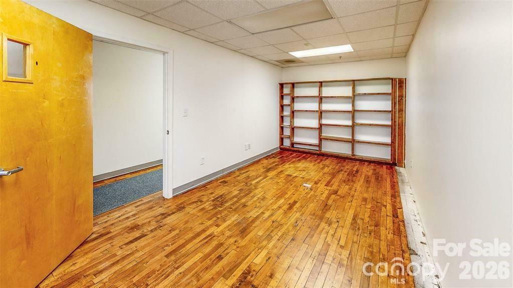 124 College Street Property Photo 14