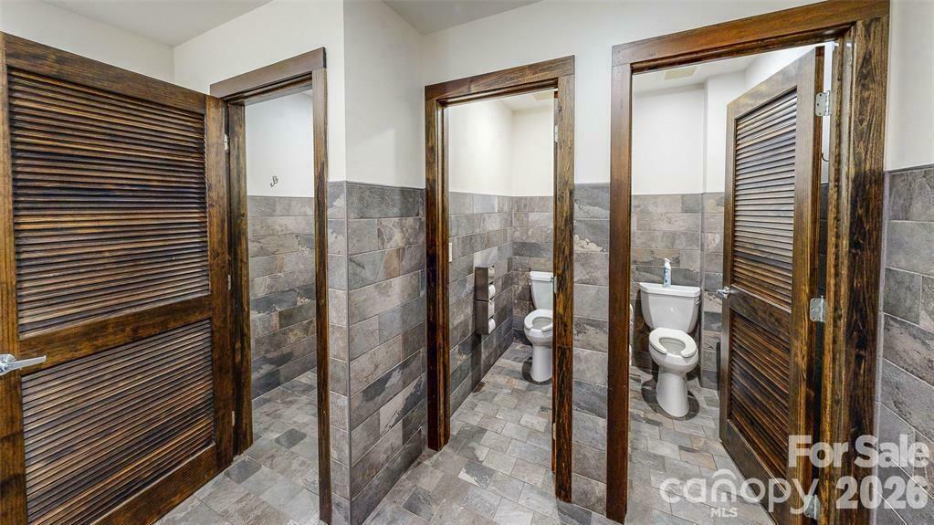 124 College Street Property Photo 22