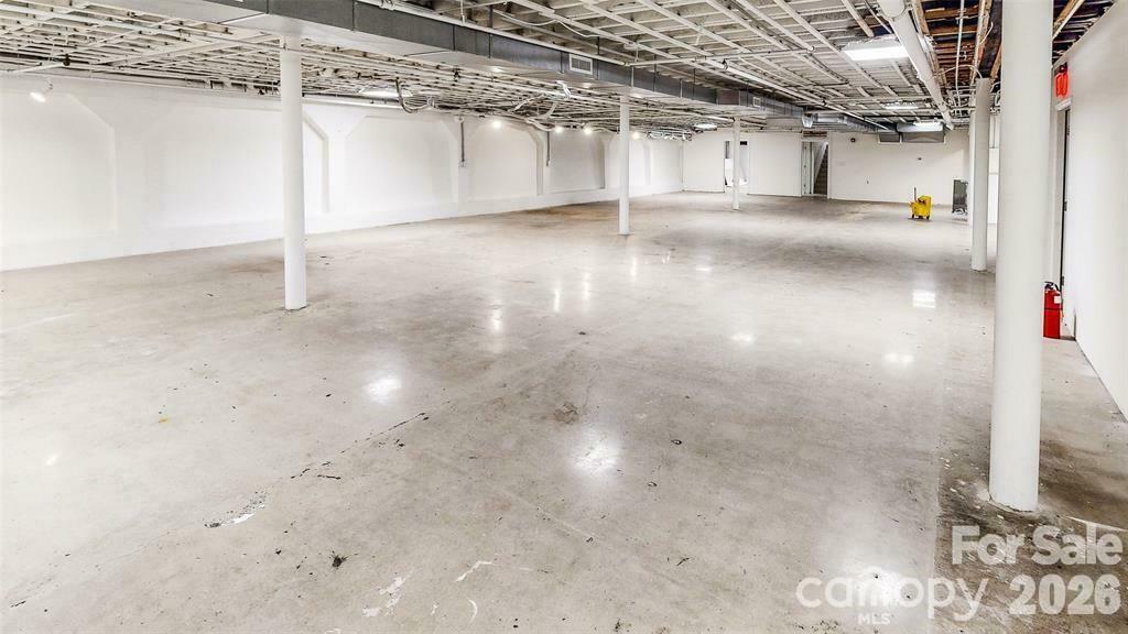 124 College Street Property Photo 29
