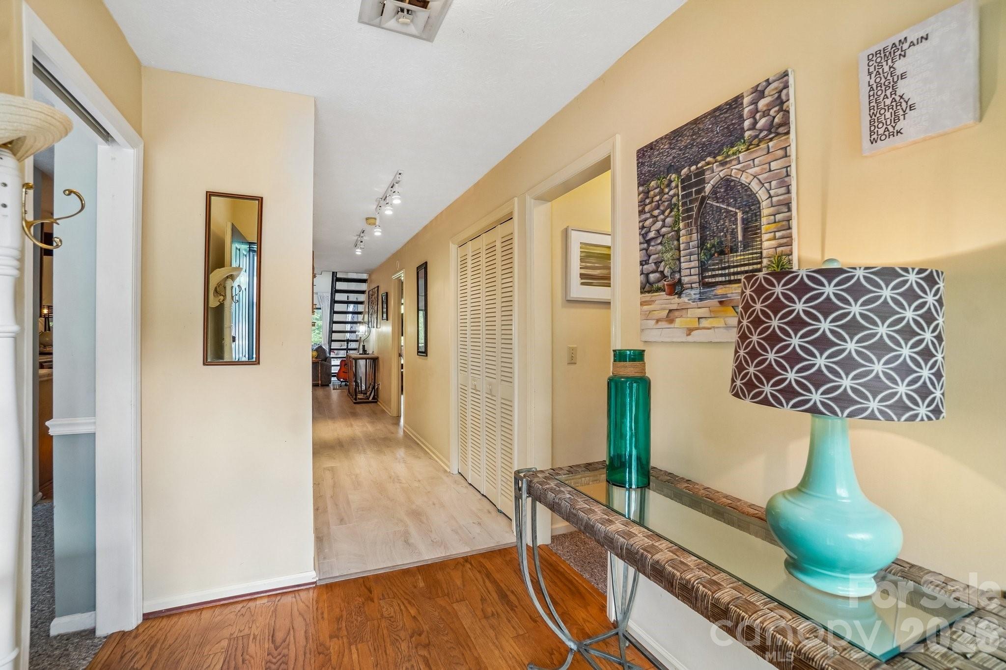 210 Juniper Lane Property Photo 7