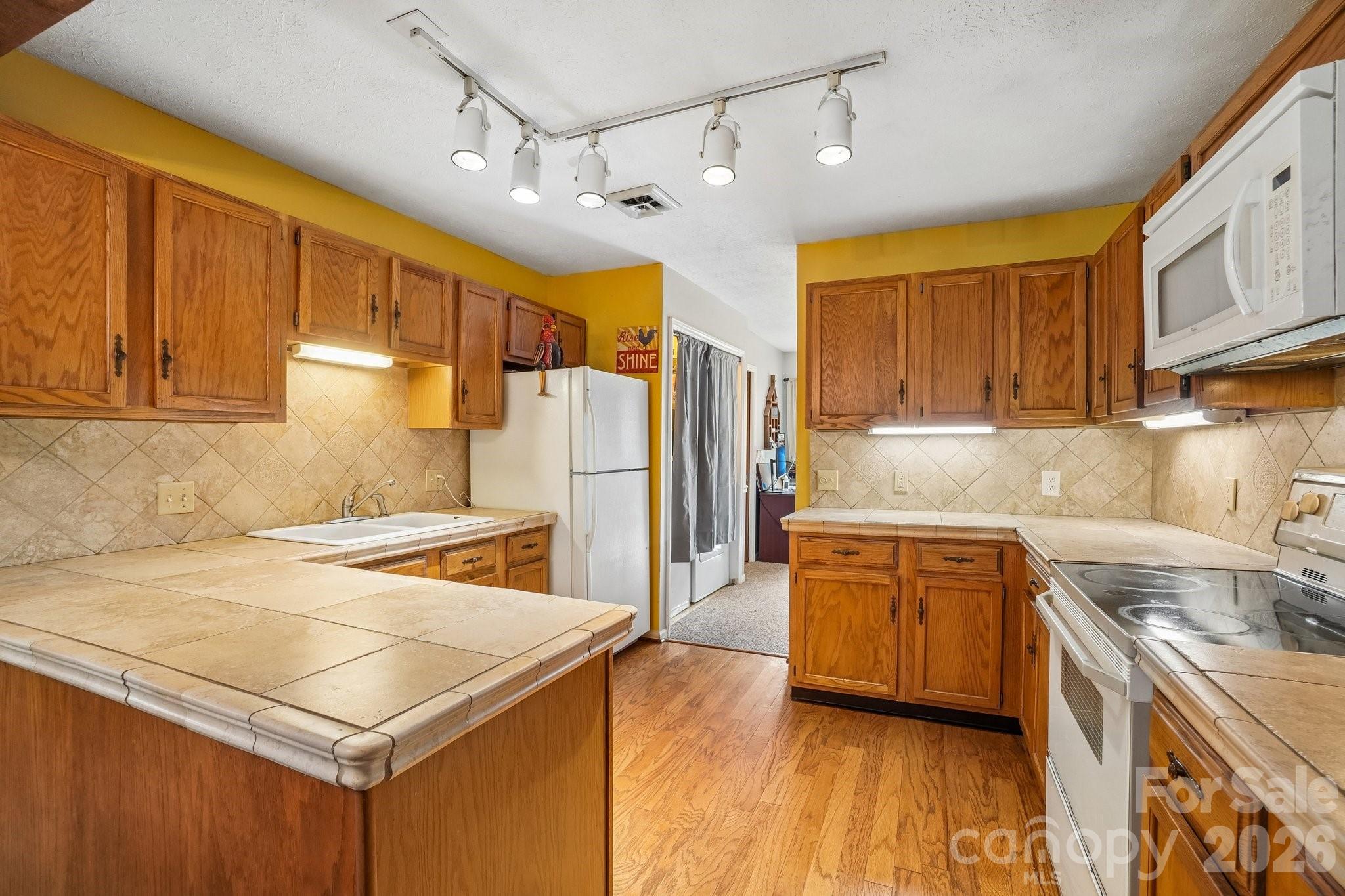210 Juniper Lane Property Photo 13