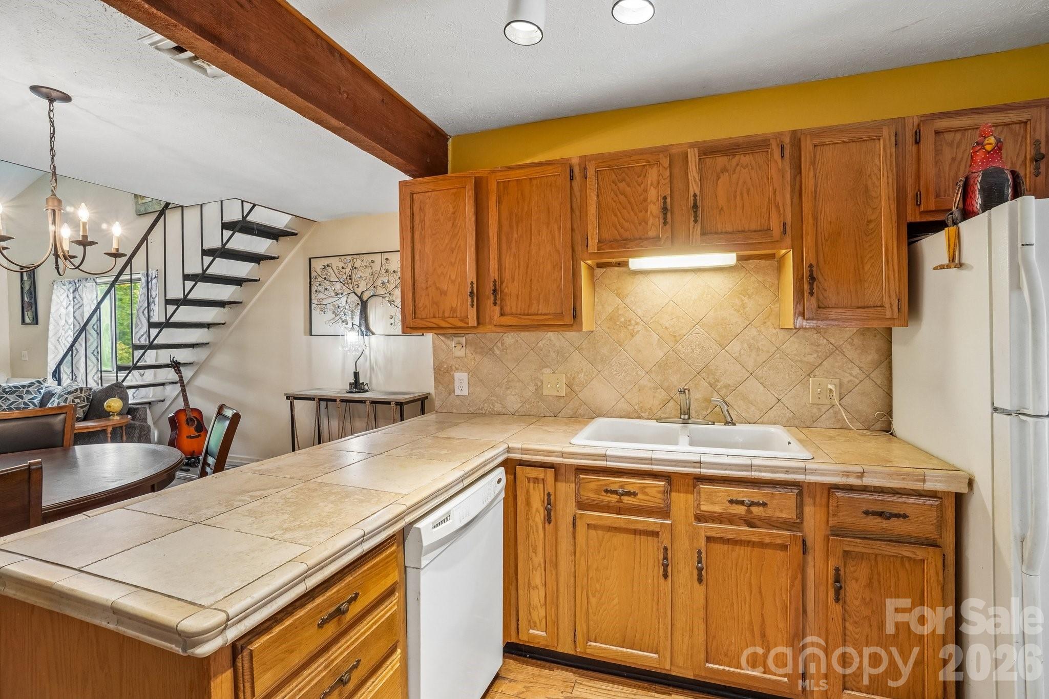 210 Juniper Lane Property Photo 14