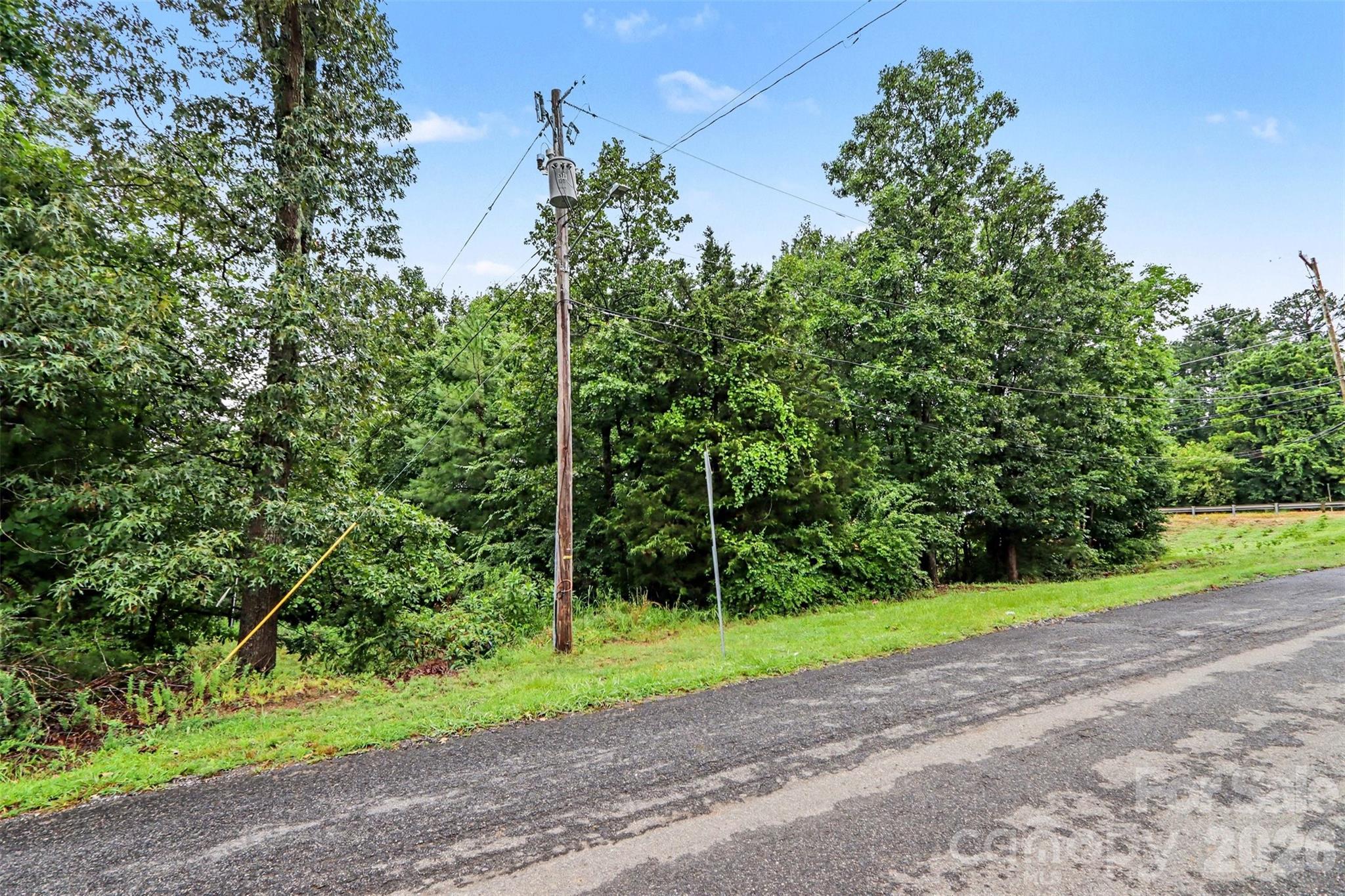 12002 N Tryon Street Property Photo 3