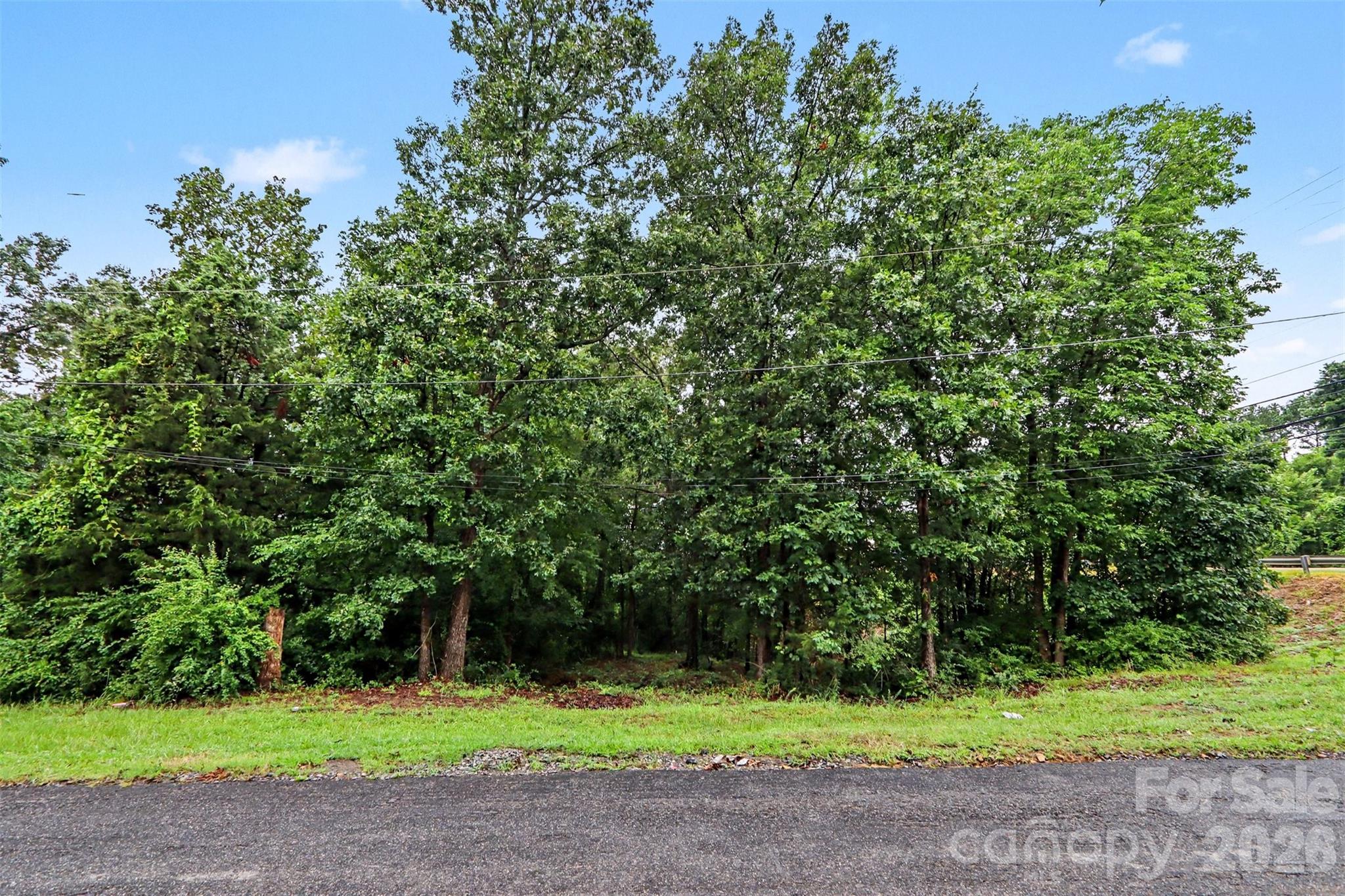 12002 N Tryon Street Property Photo 5
