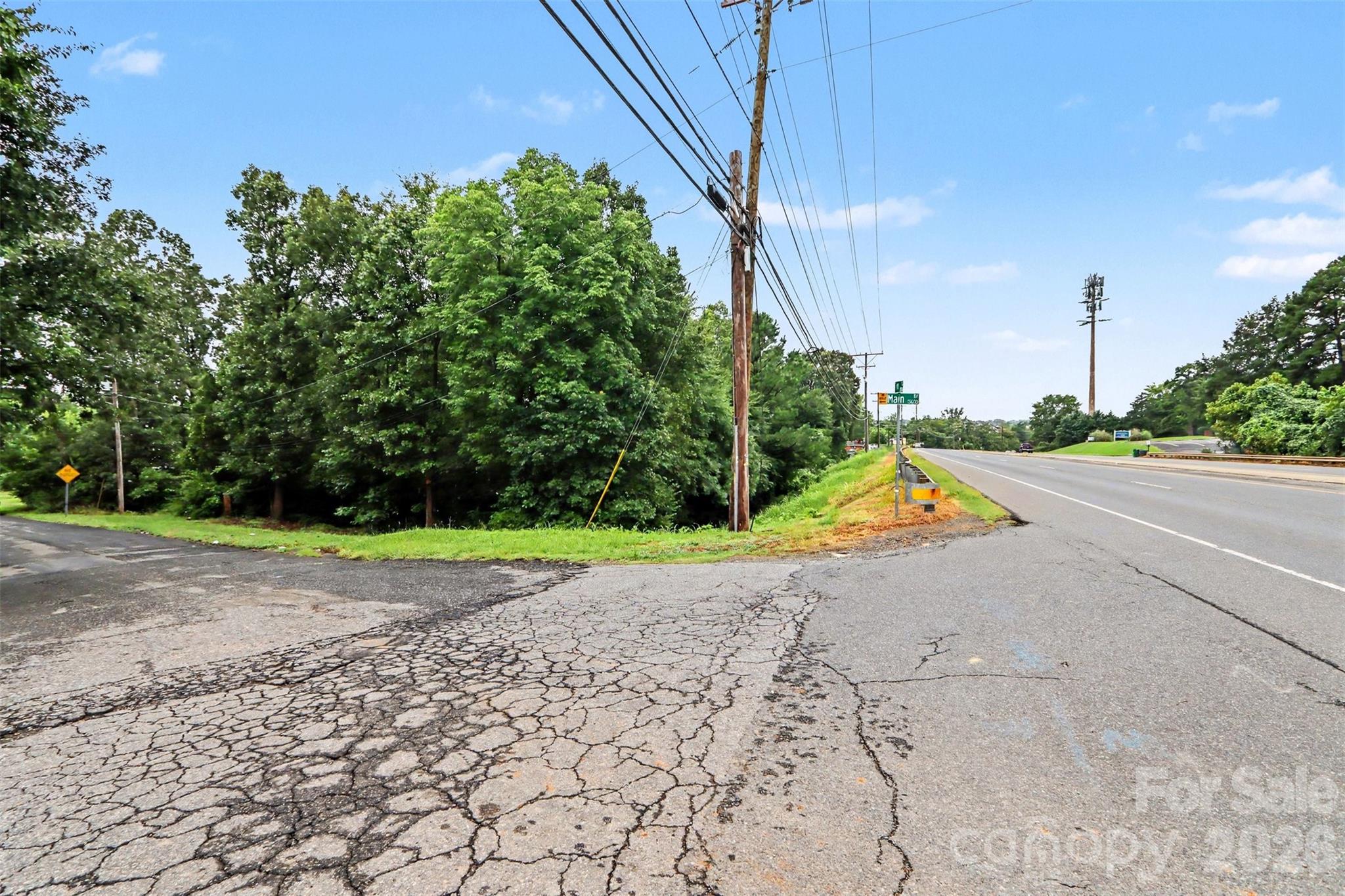 12002 N Tryon Street Property Photo 6