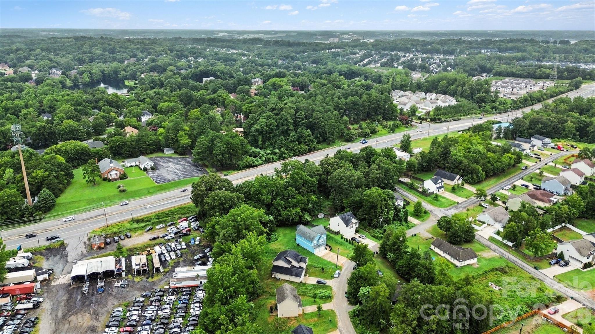 12002 N Tryon Street Property Photo 14