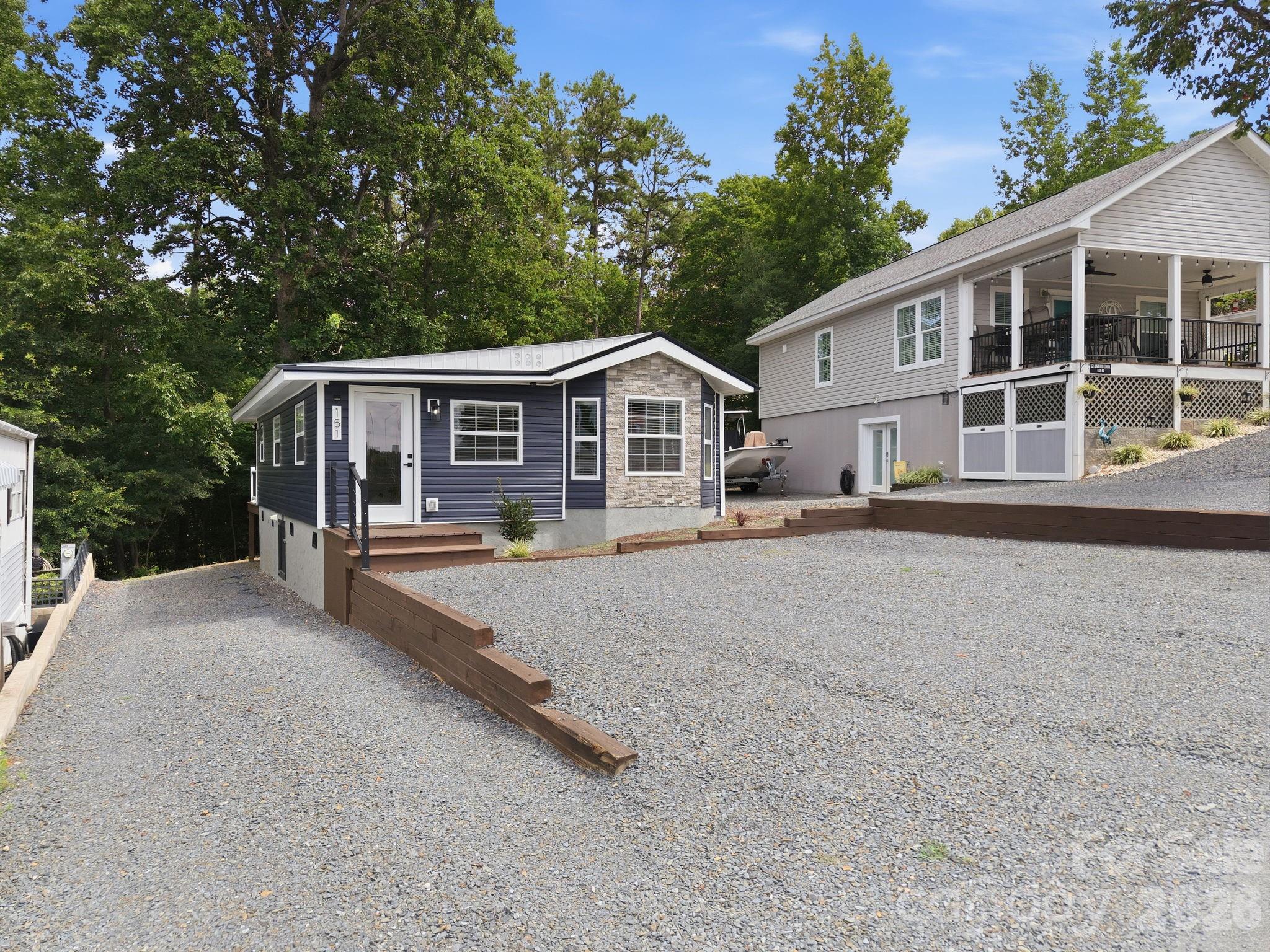 151 Dogwood Circle Property Photo 2