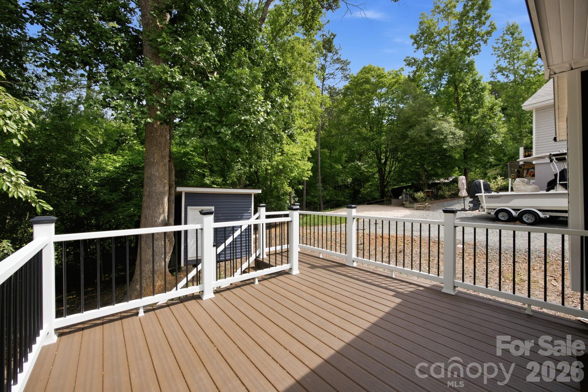 151 Dogwood Circle Property Photo 5