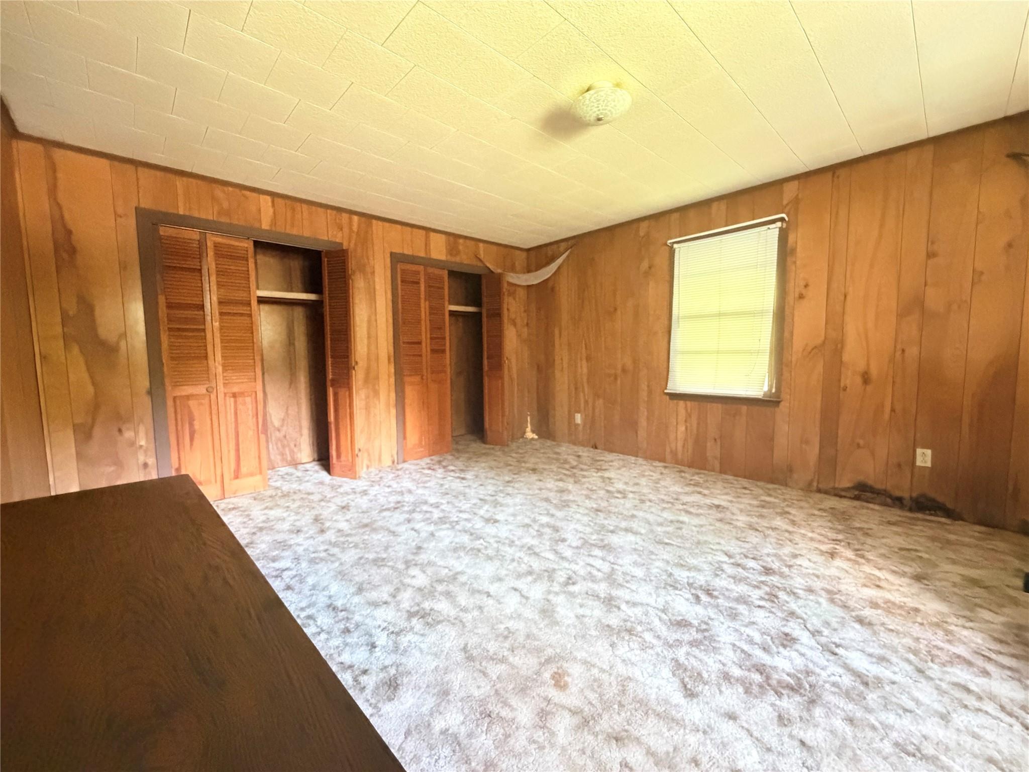 206 Railroad Street Property Photo 15