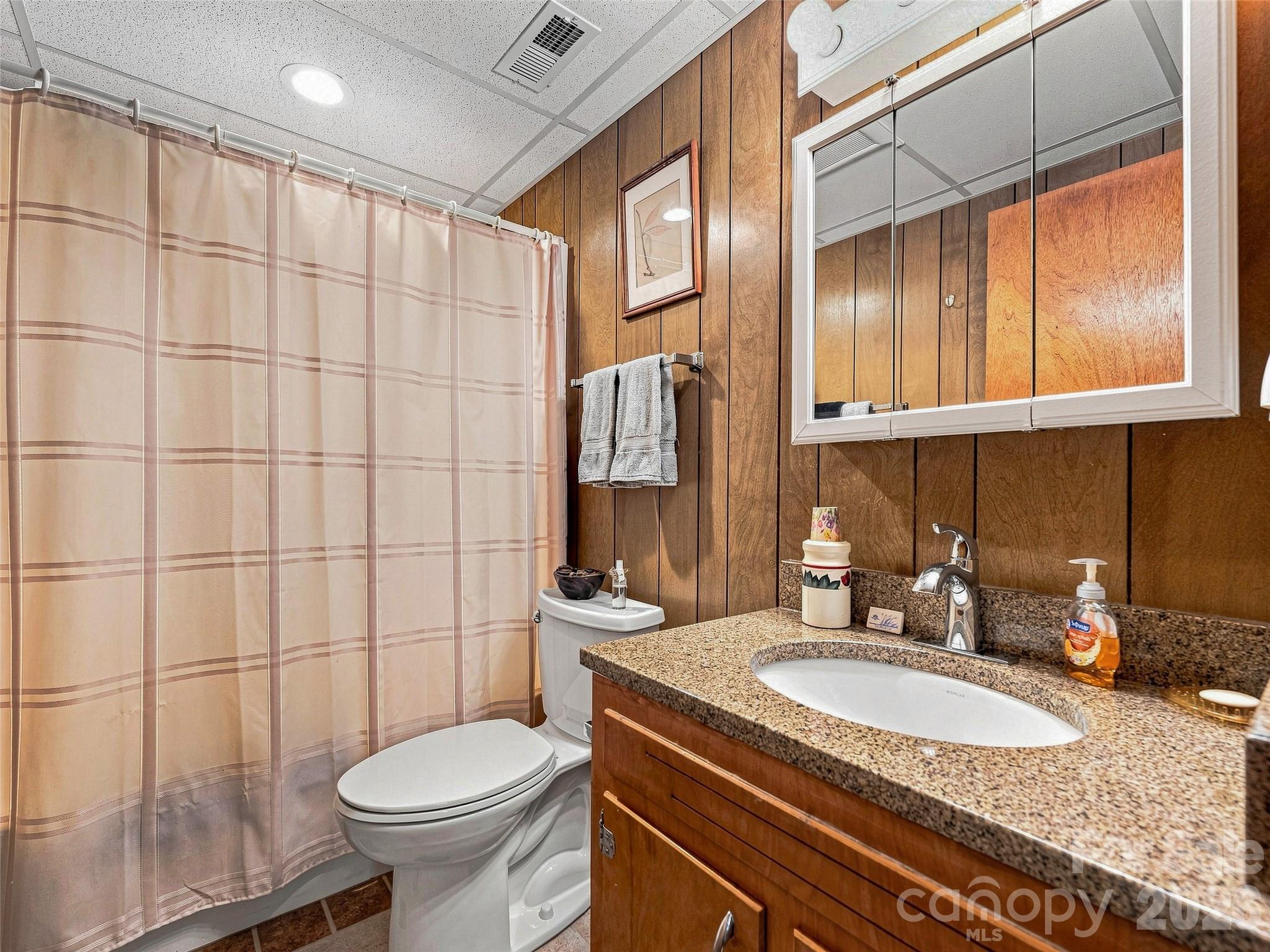201 Valeria Lane Property Photo 30