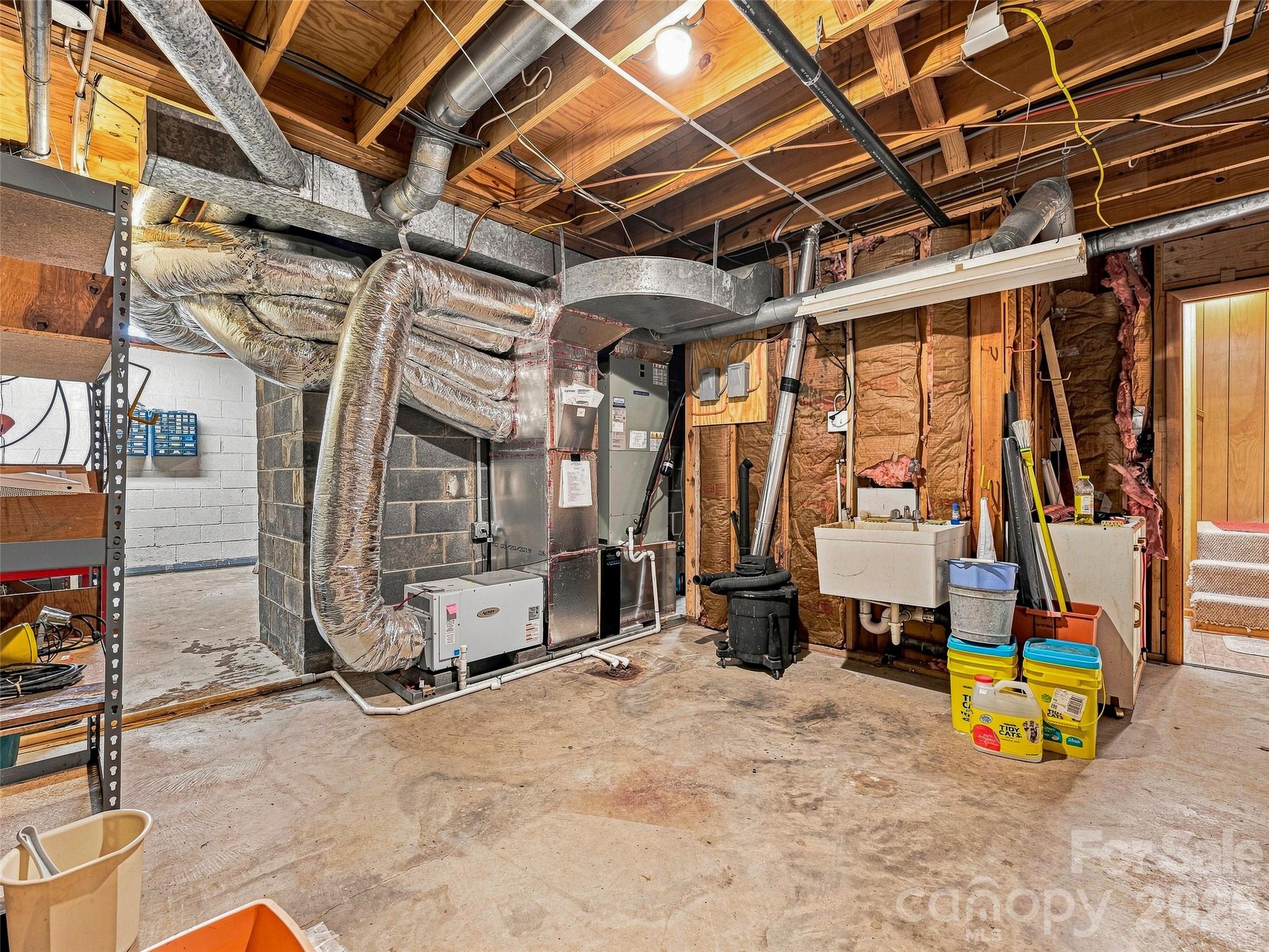 201 Valeria Lane Property Photo 32