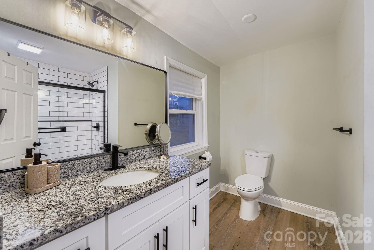 307 S Ransom Street Property Photo 5