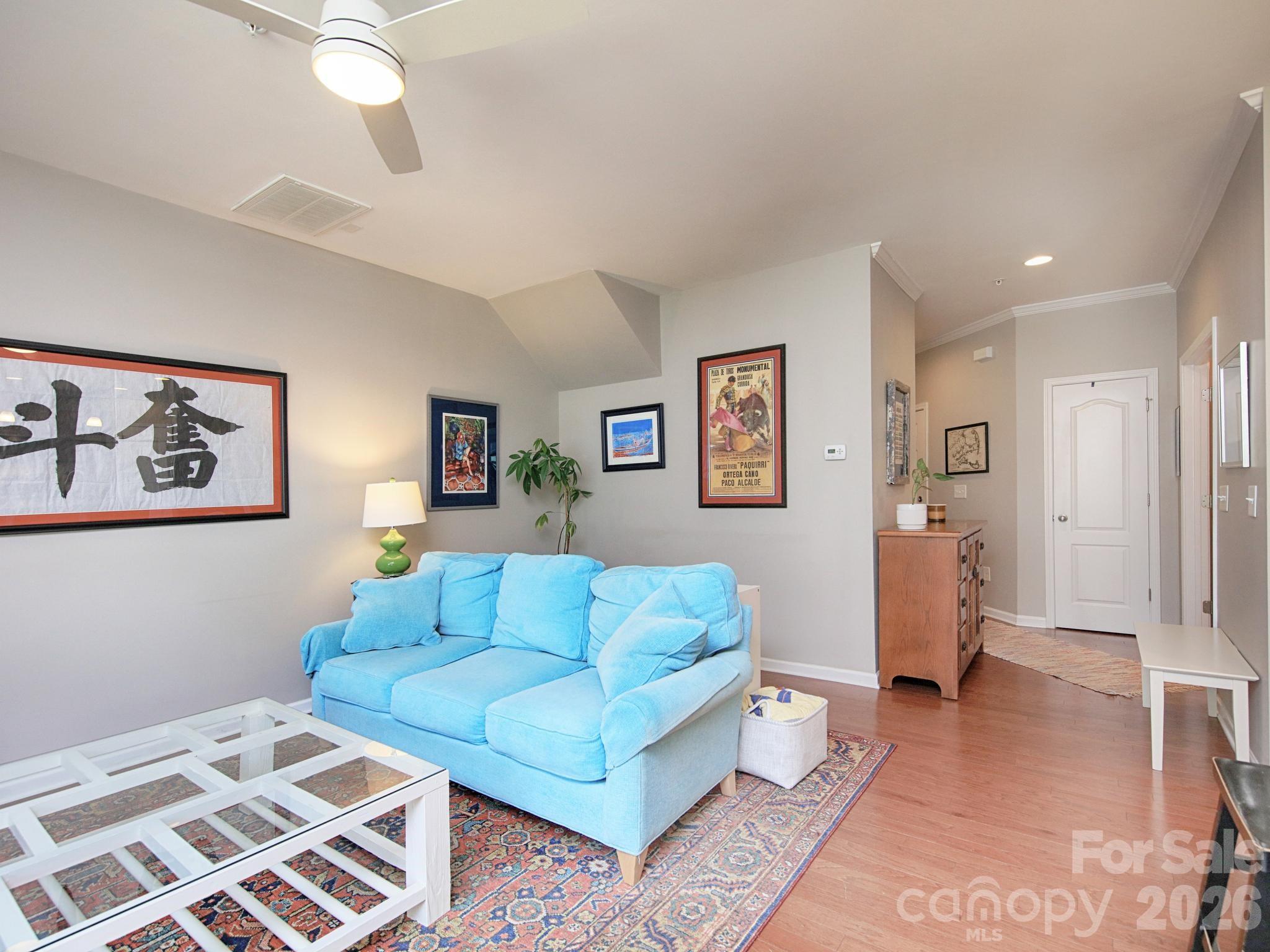 115 Dellbrook Street D Property Photo 11