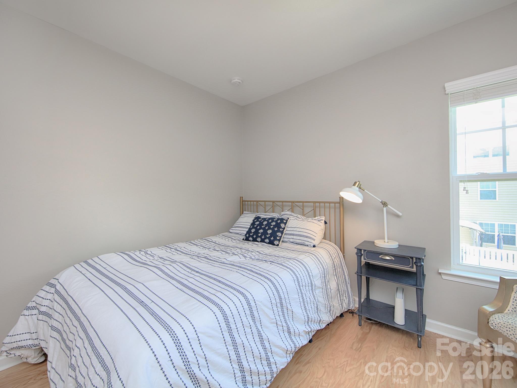 115 Dellbrook Street D Property Photo 34