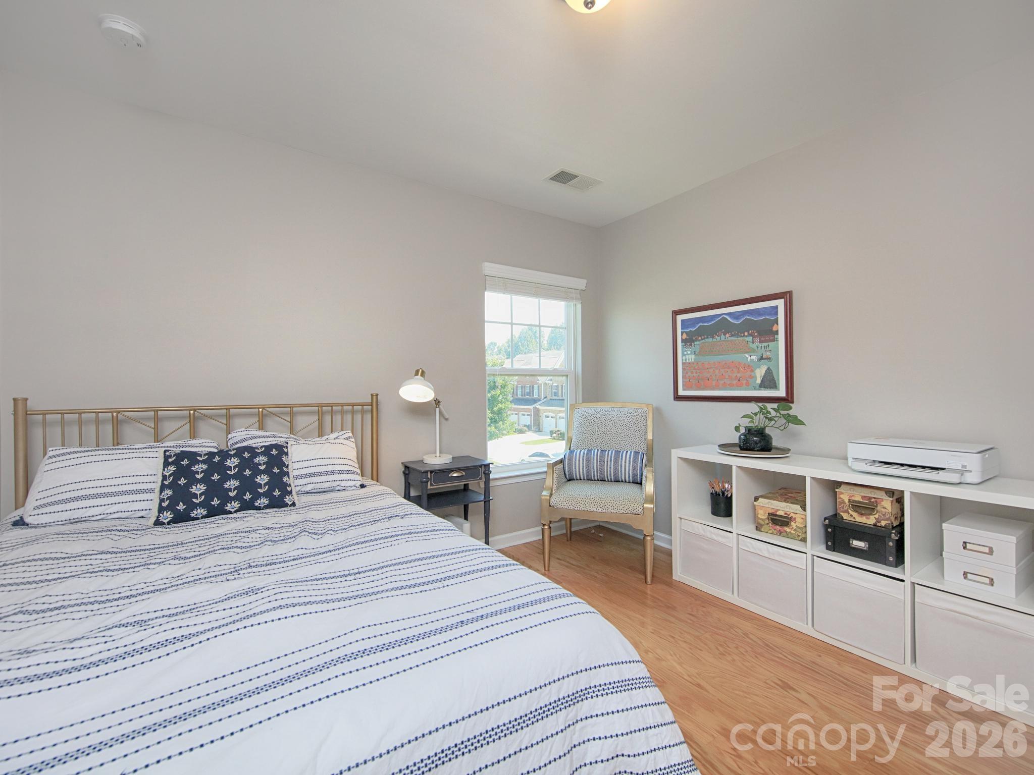 115 Dellbrook Street D Property Photo 35