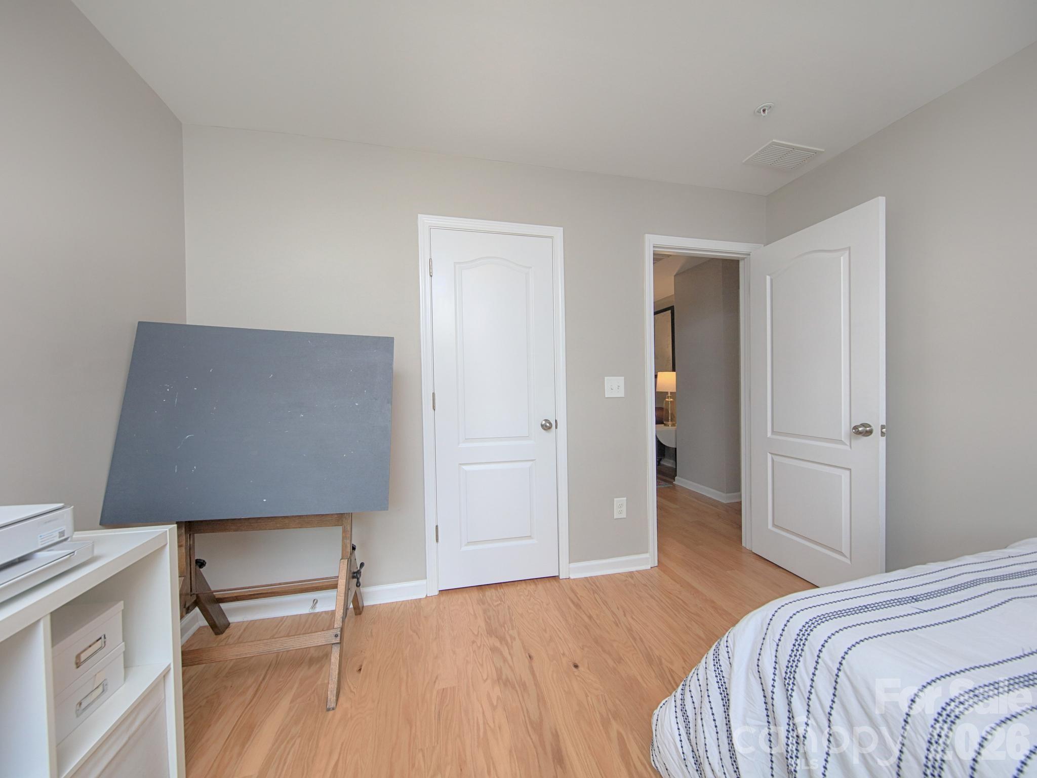115 Dellbrook Street D Property Photo 36