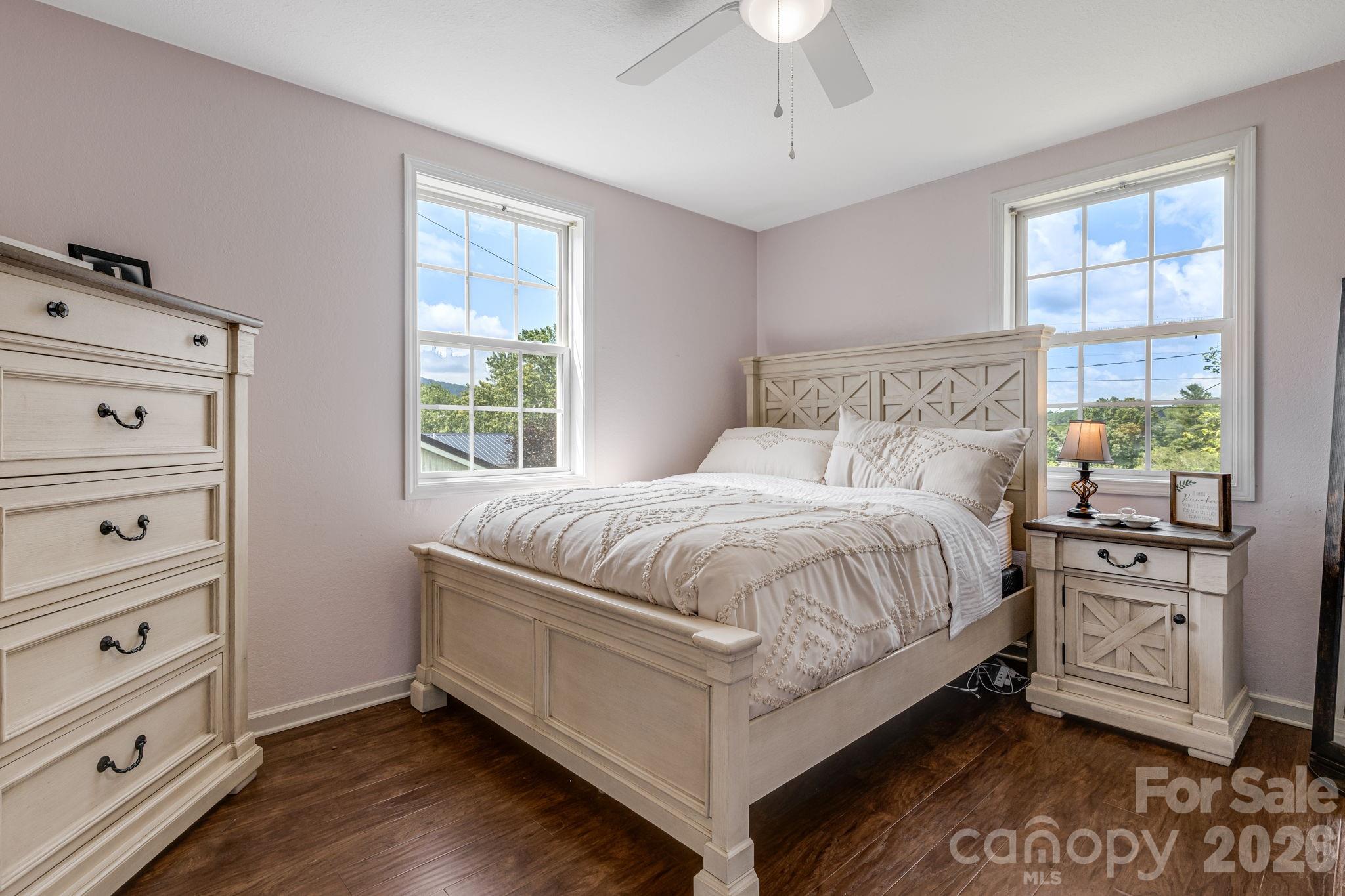 303 Hunter Street Property Photo 13