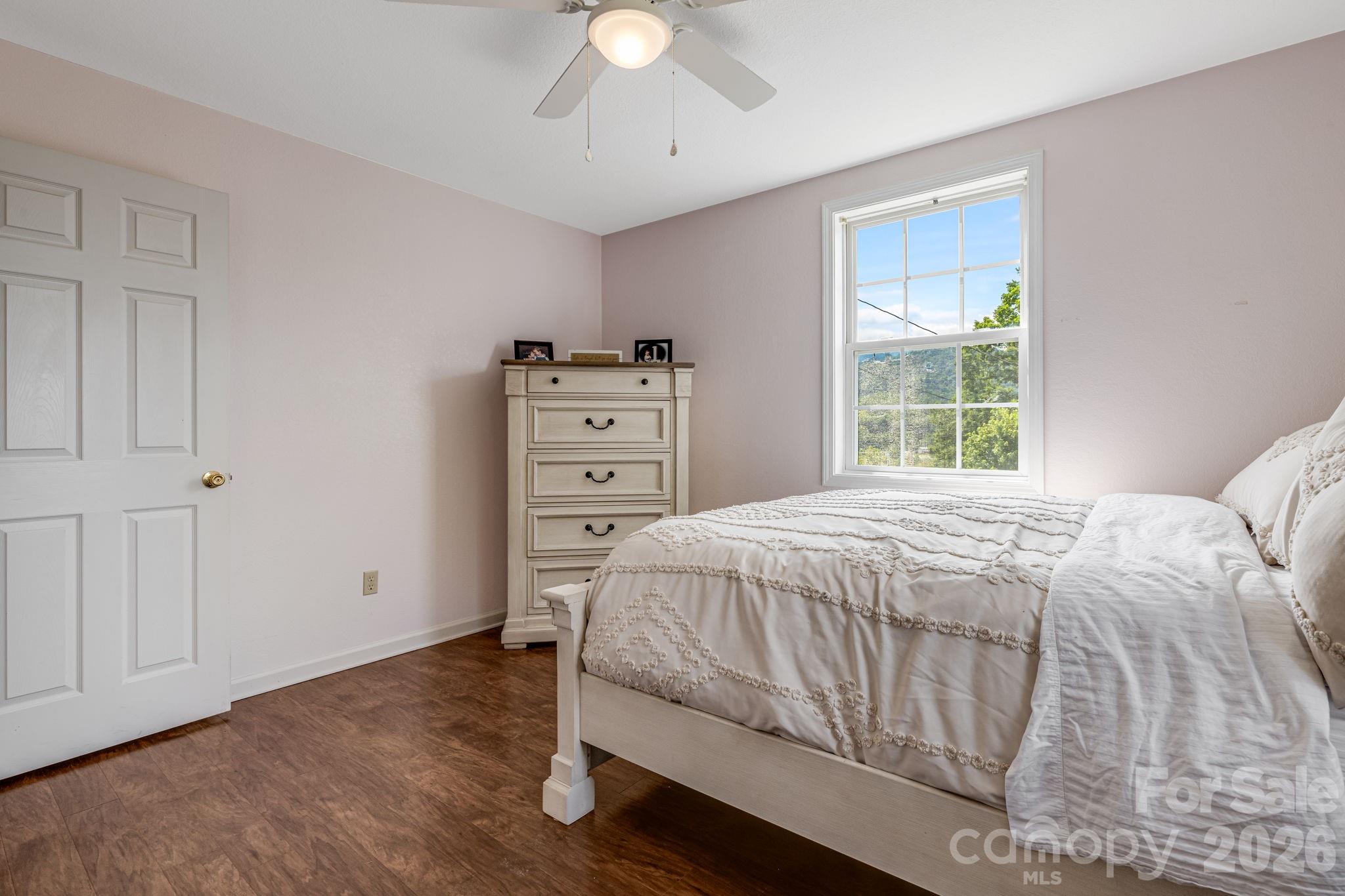 303 Hunter Street Property Photo 14