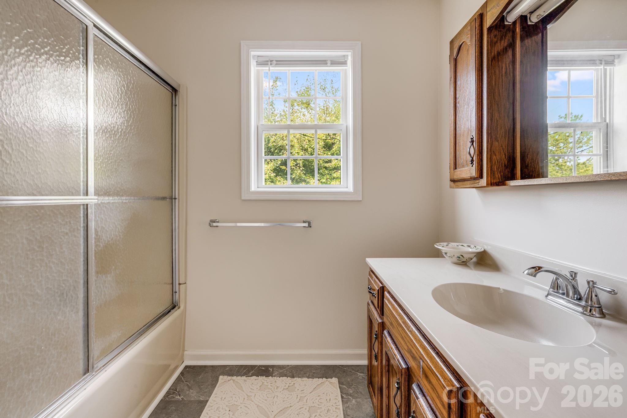 303 Hunter Street Property Photo 16