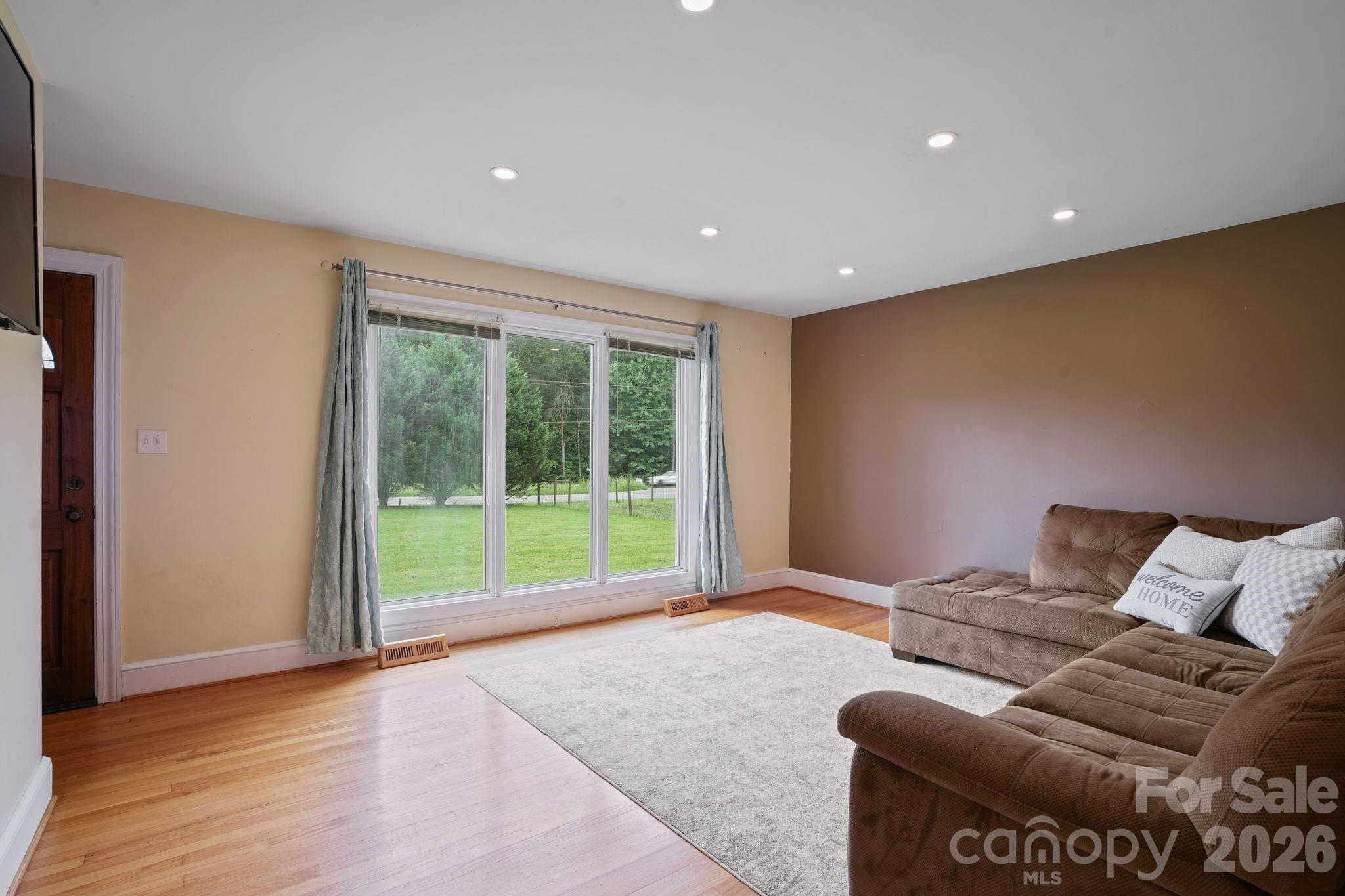 6268 Long Island Road Property Photo 13