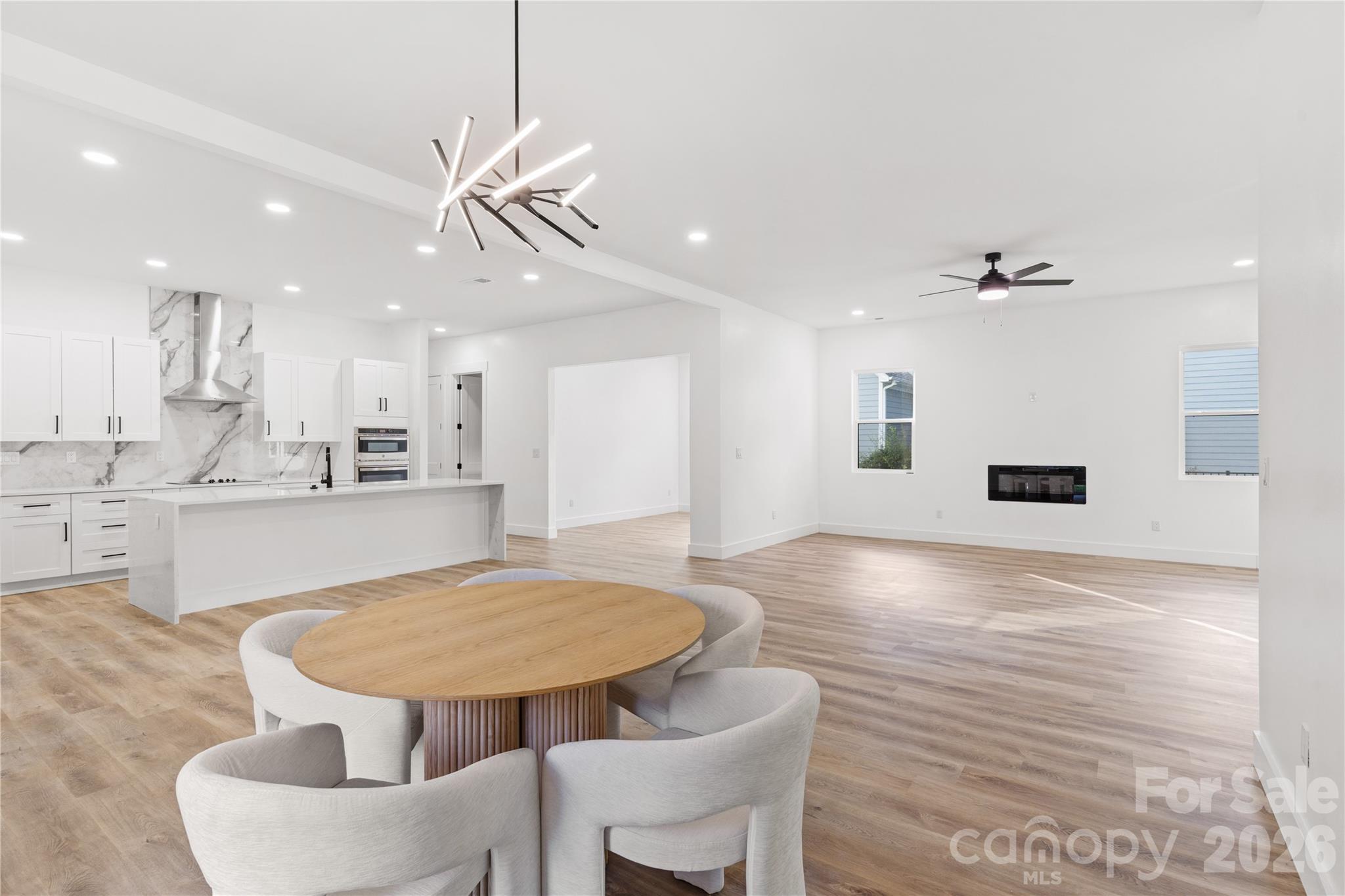 1207 39th Avenue Property Photo 7