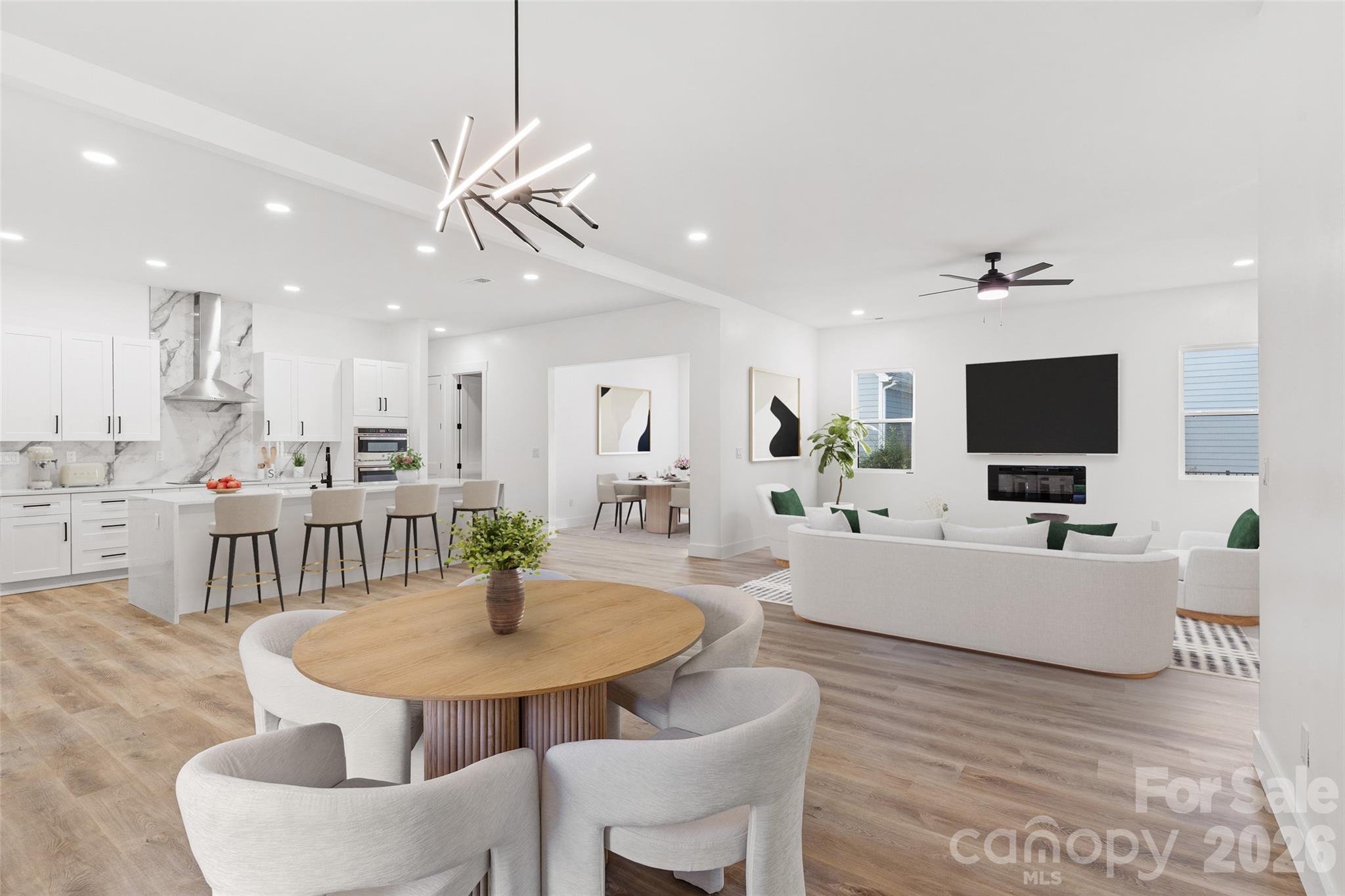 1207 39th Avenue Property Photo 8