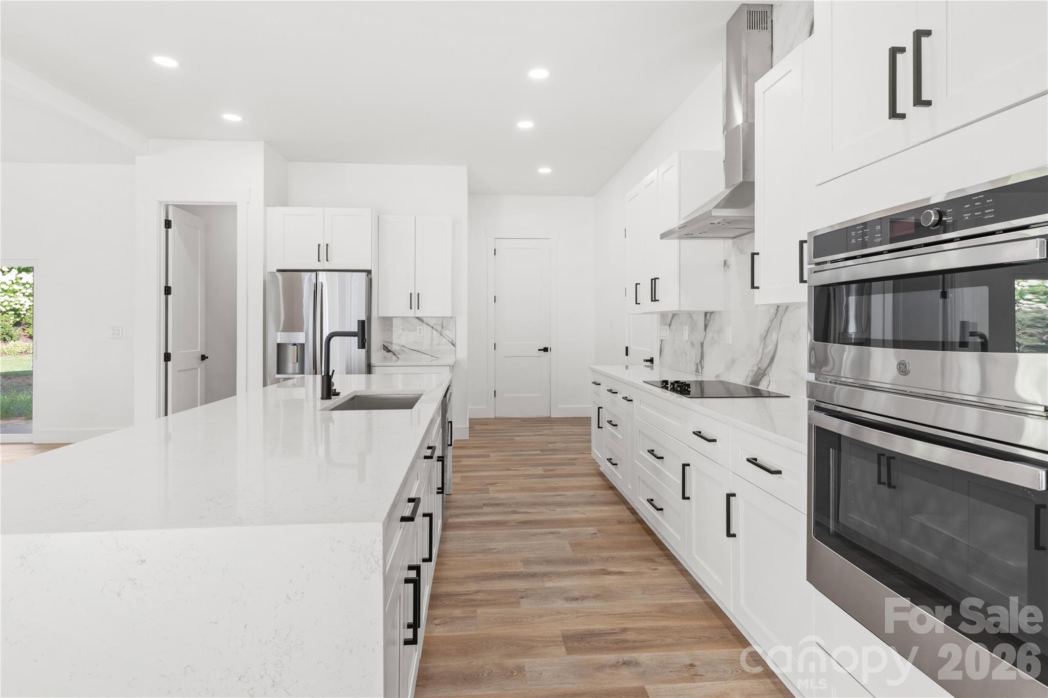 1207 39th Avenue Property Photo 9