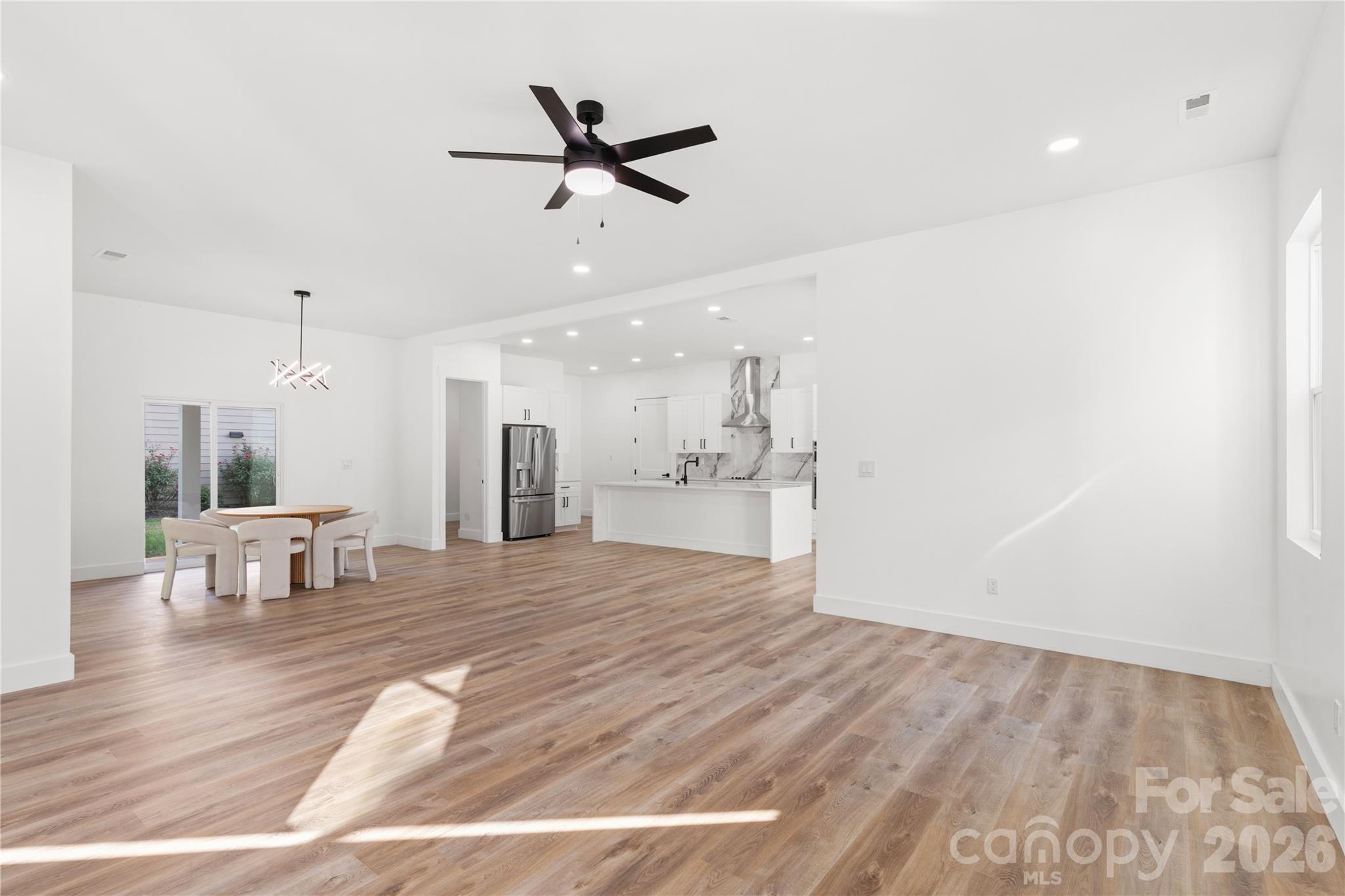 1207 39th Avenue Property Photo 19