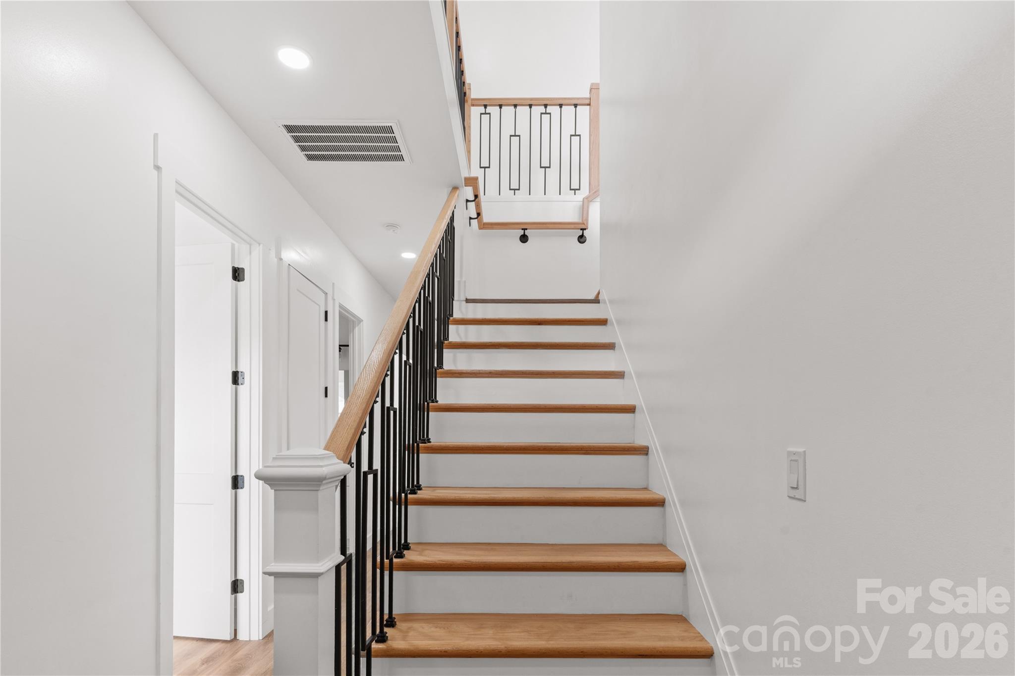 1207 39th Avenue Property Photo 32