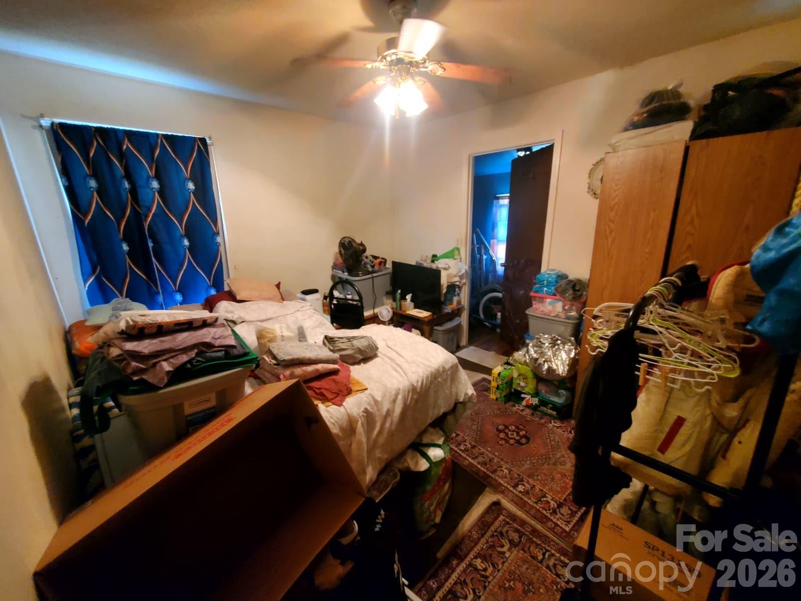 416 Henry Street Property Photo 7