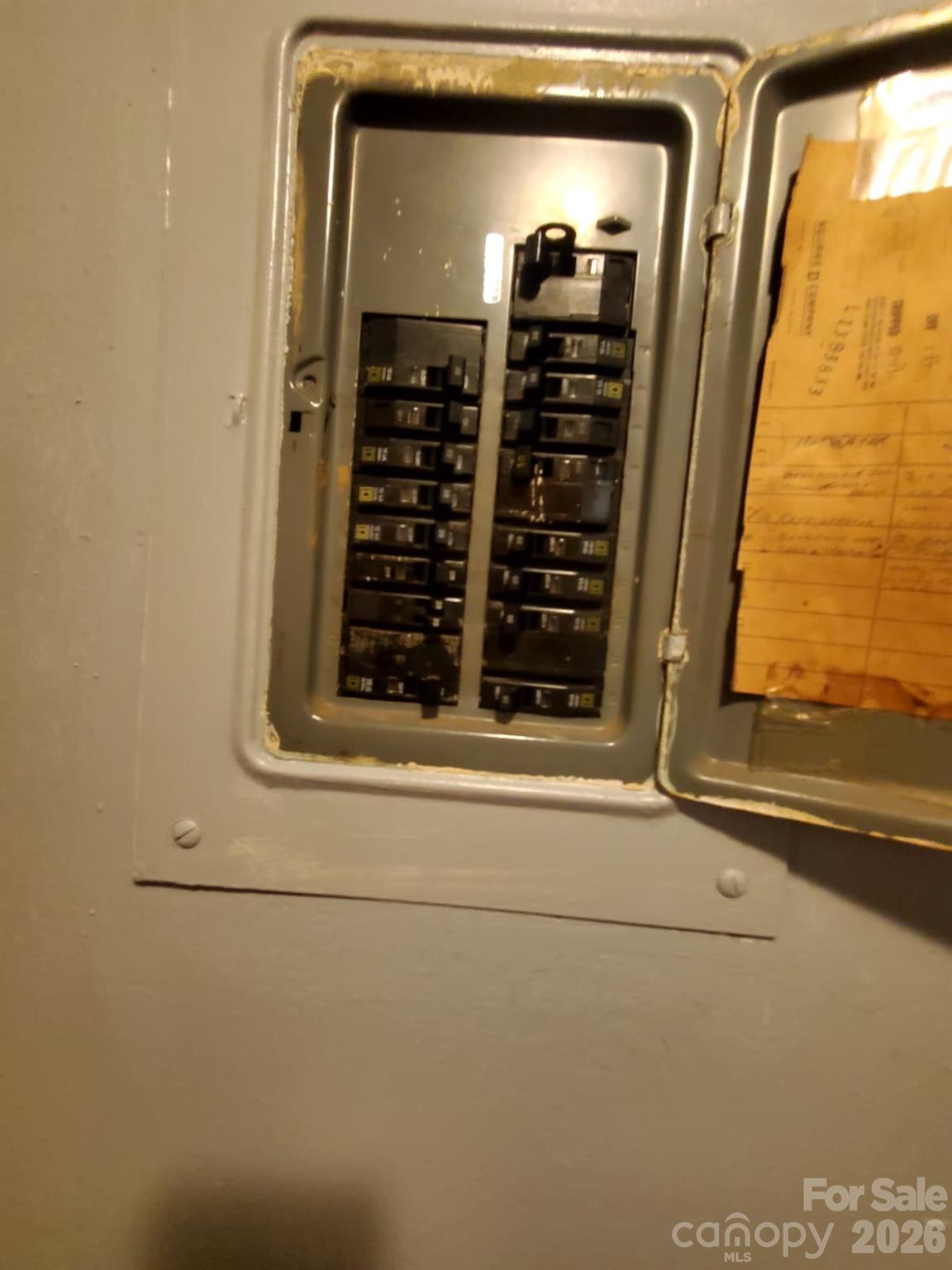 416 Henry Street Property Photo 20